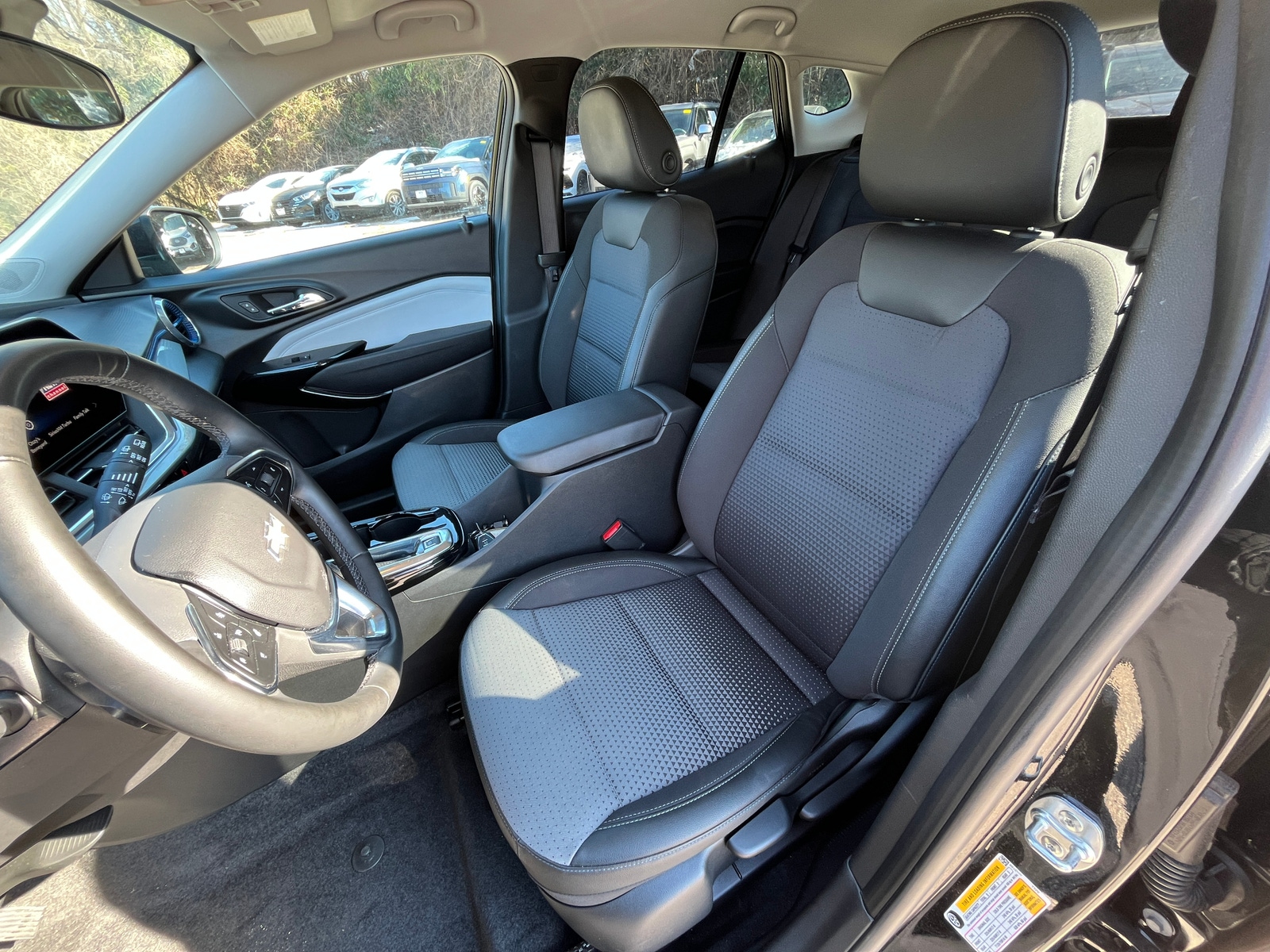 Thumbnail: 2024 Chevrolet Trax - 2