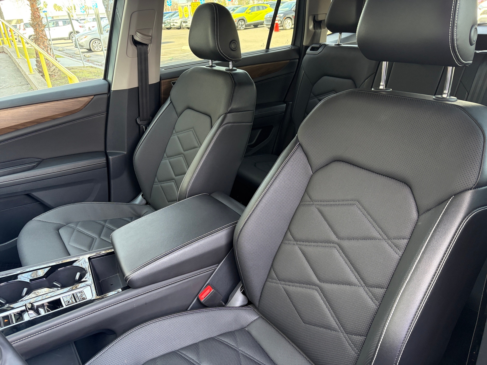 Thumbnail: 2025 Volkswagen Atlas - 2