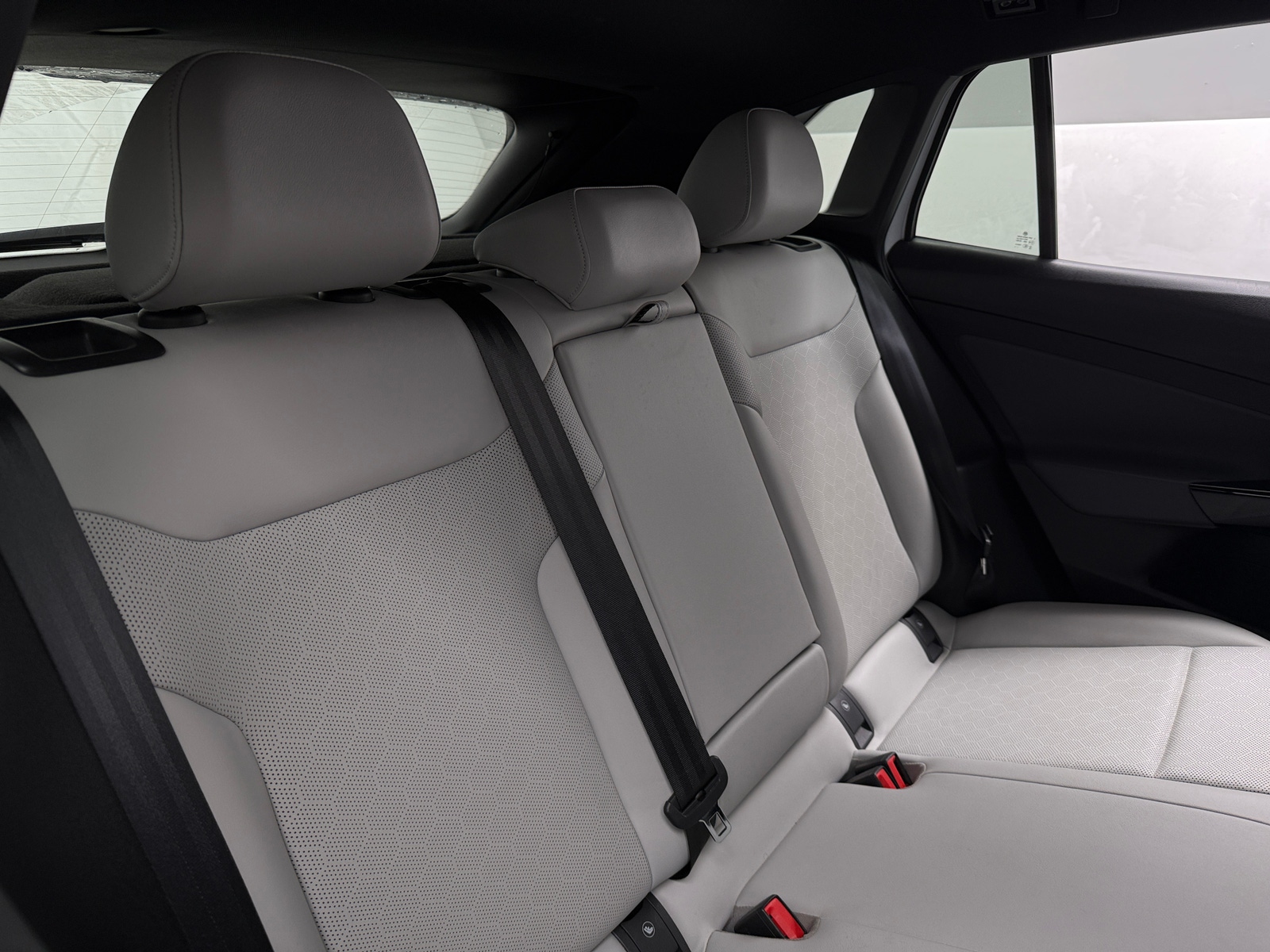 Thumbnail: 2022 Volkswagen ID.4 - 5