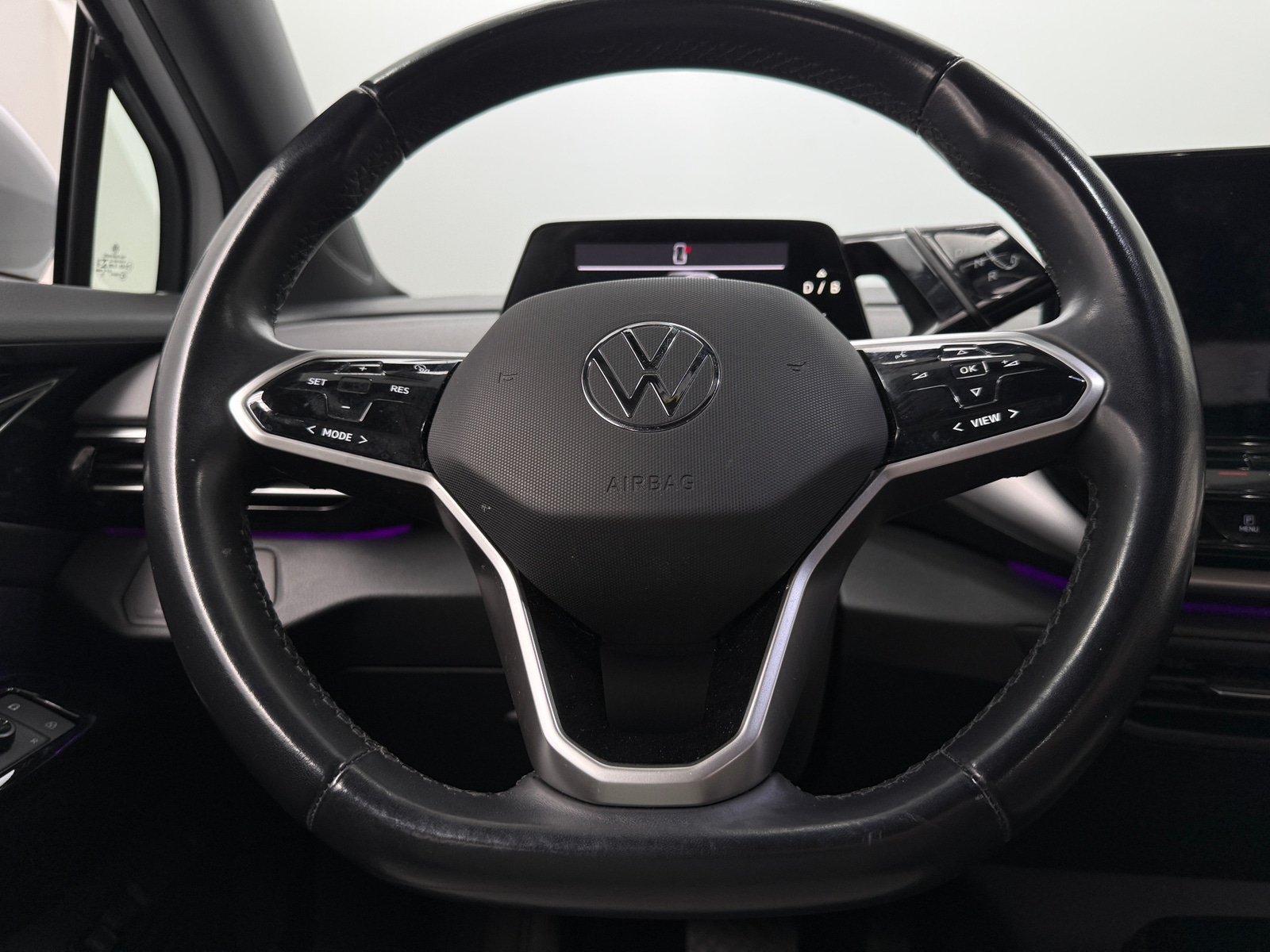 Thumbnail: 2022 Volkswagen ID.4 - 4