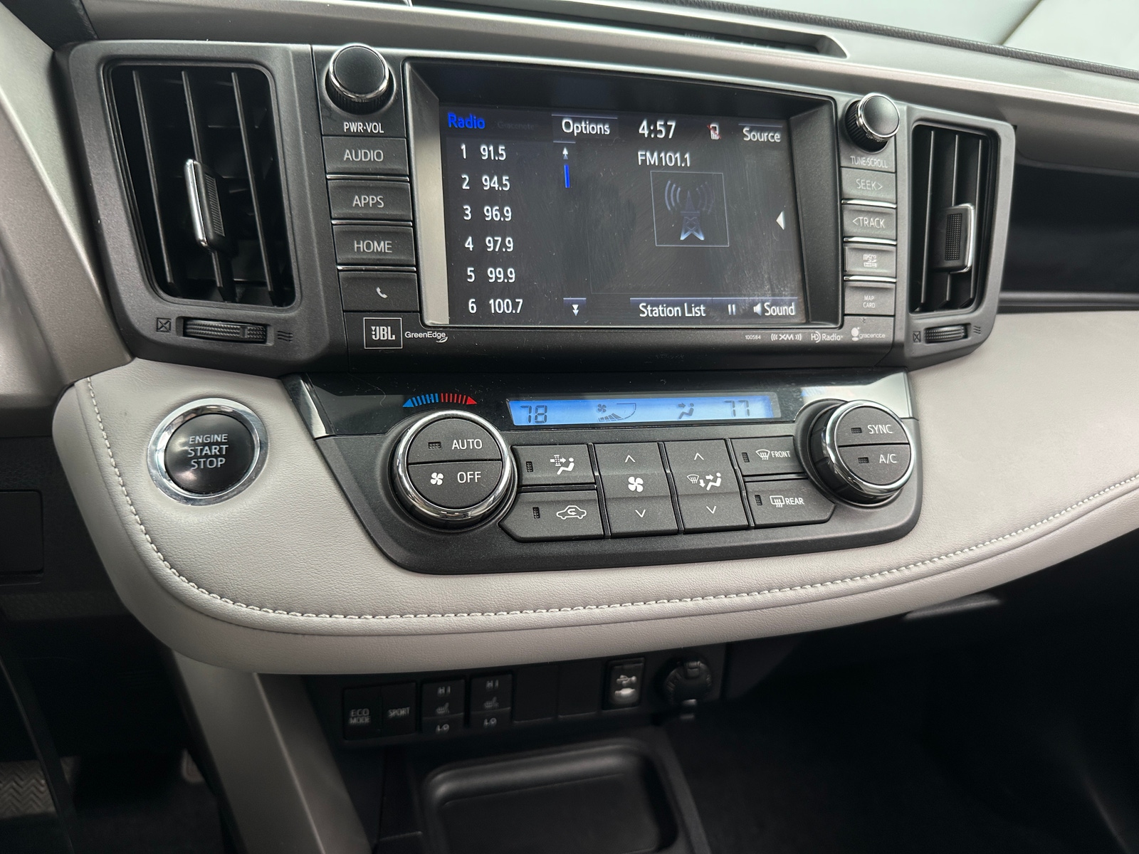 Thumbnail: 2017 Toyota RAV4 - 3