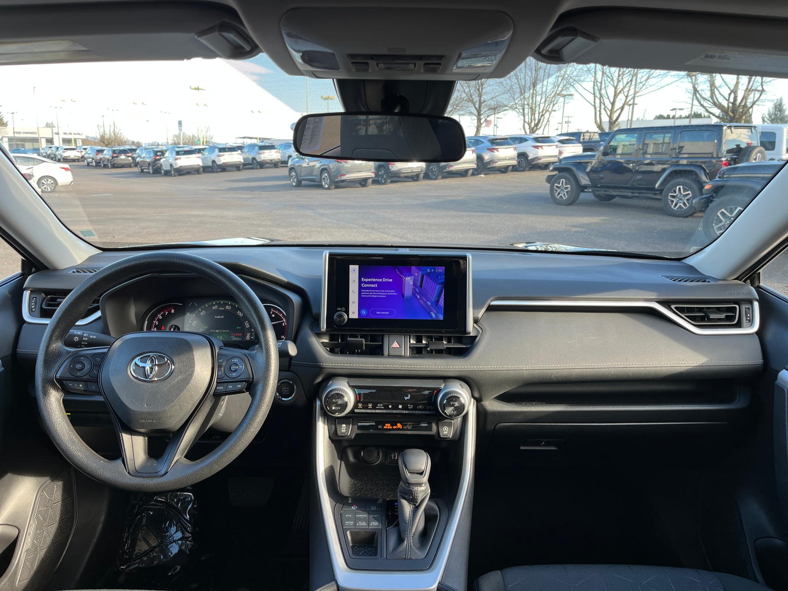 Thumbnail: 2025 Toyota RAV4 - 3