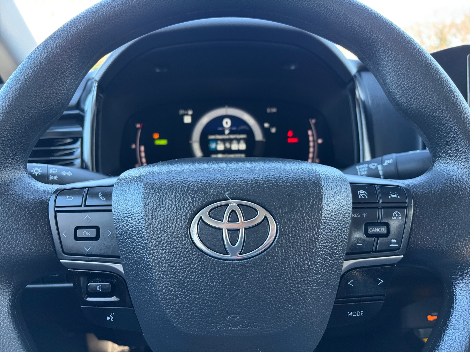 Thumbnail: 2025 Toyota Camry - 5