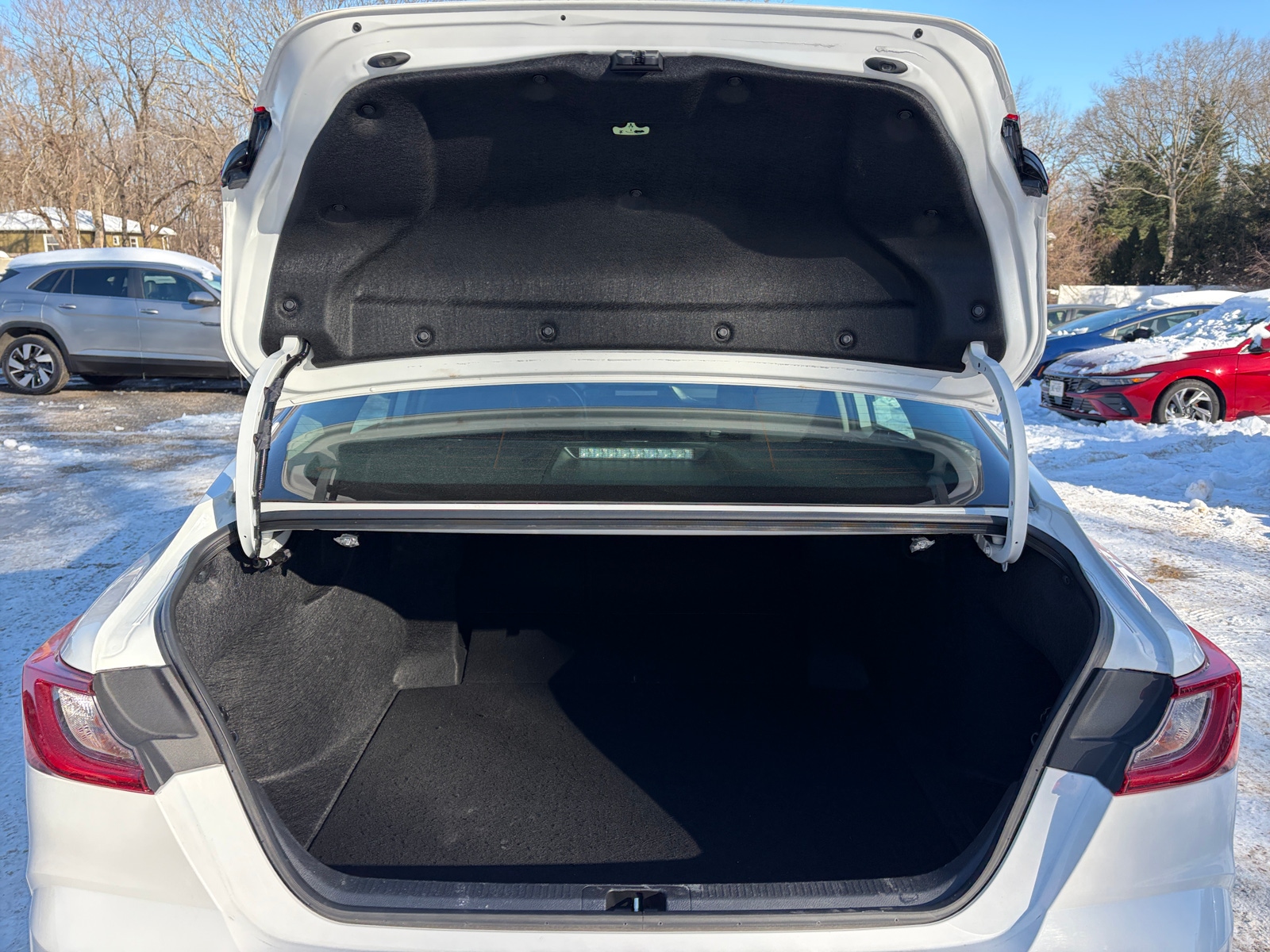 Thumbnail: 2025 Toyota Camry - 6