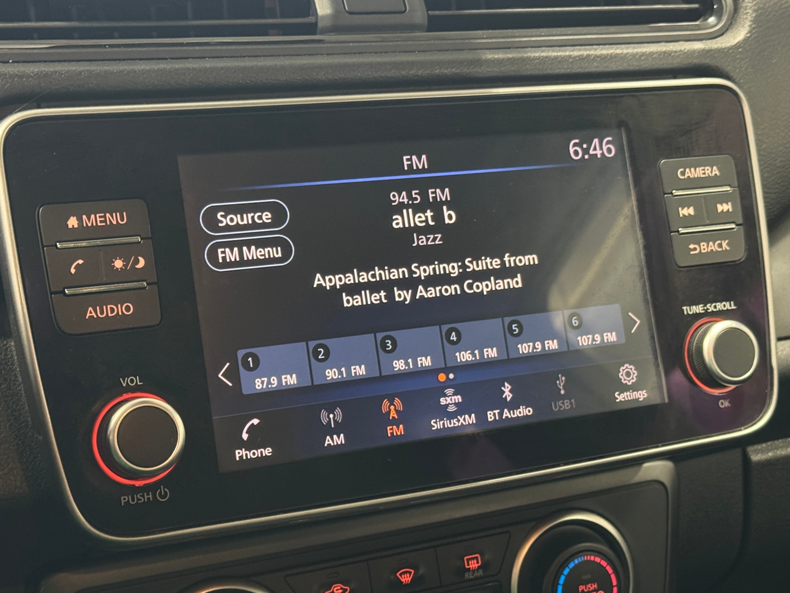 Thumbnail: 2021 Nissan Leaf - 4