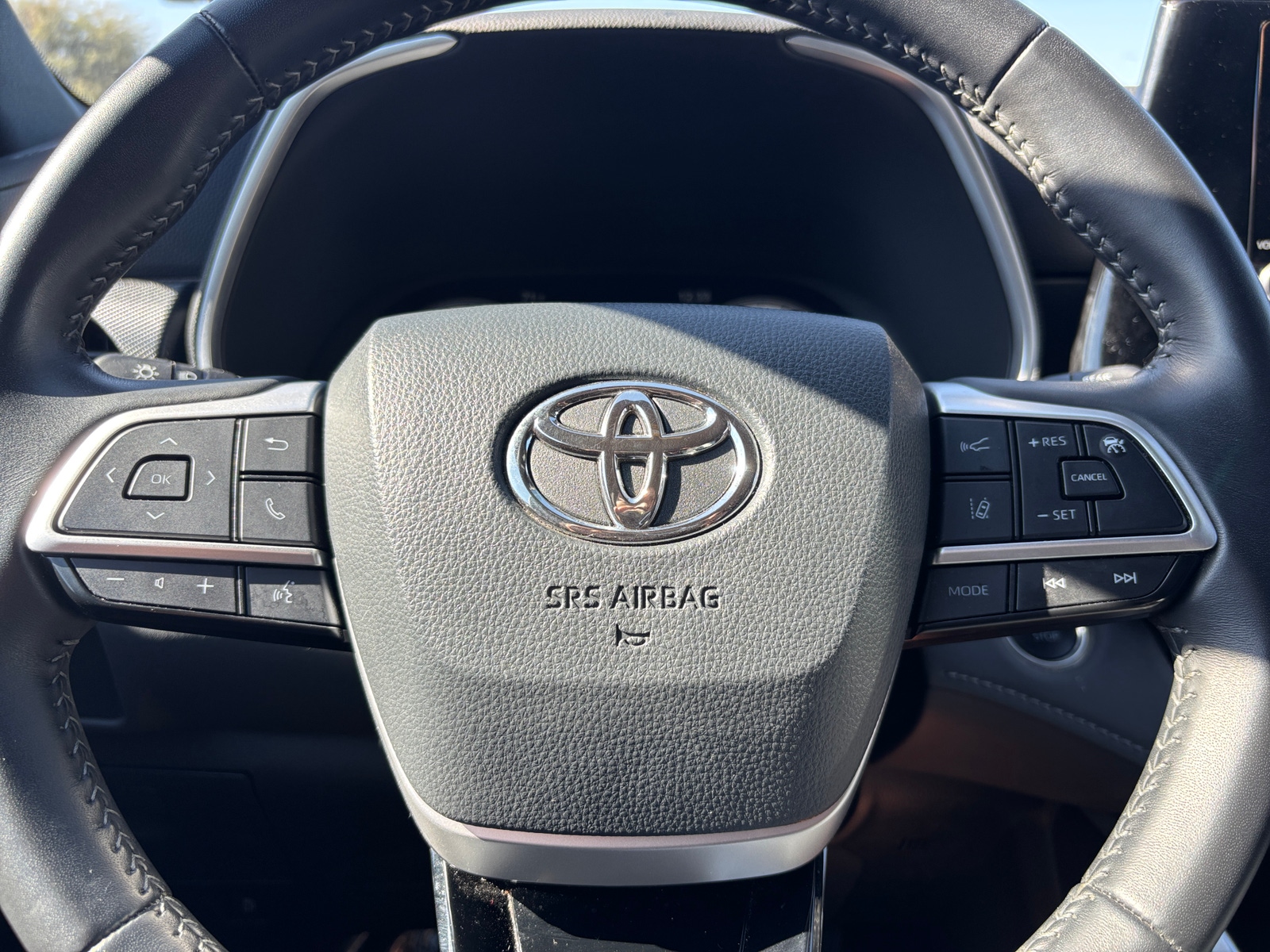 Thumbnail: 2025 Toyota Highlander - 5