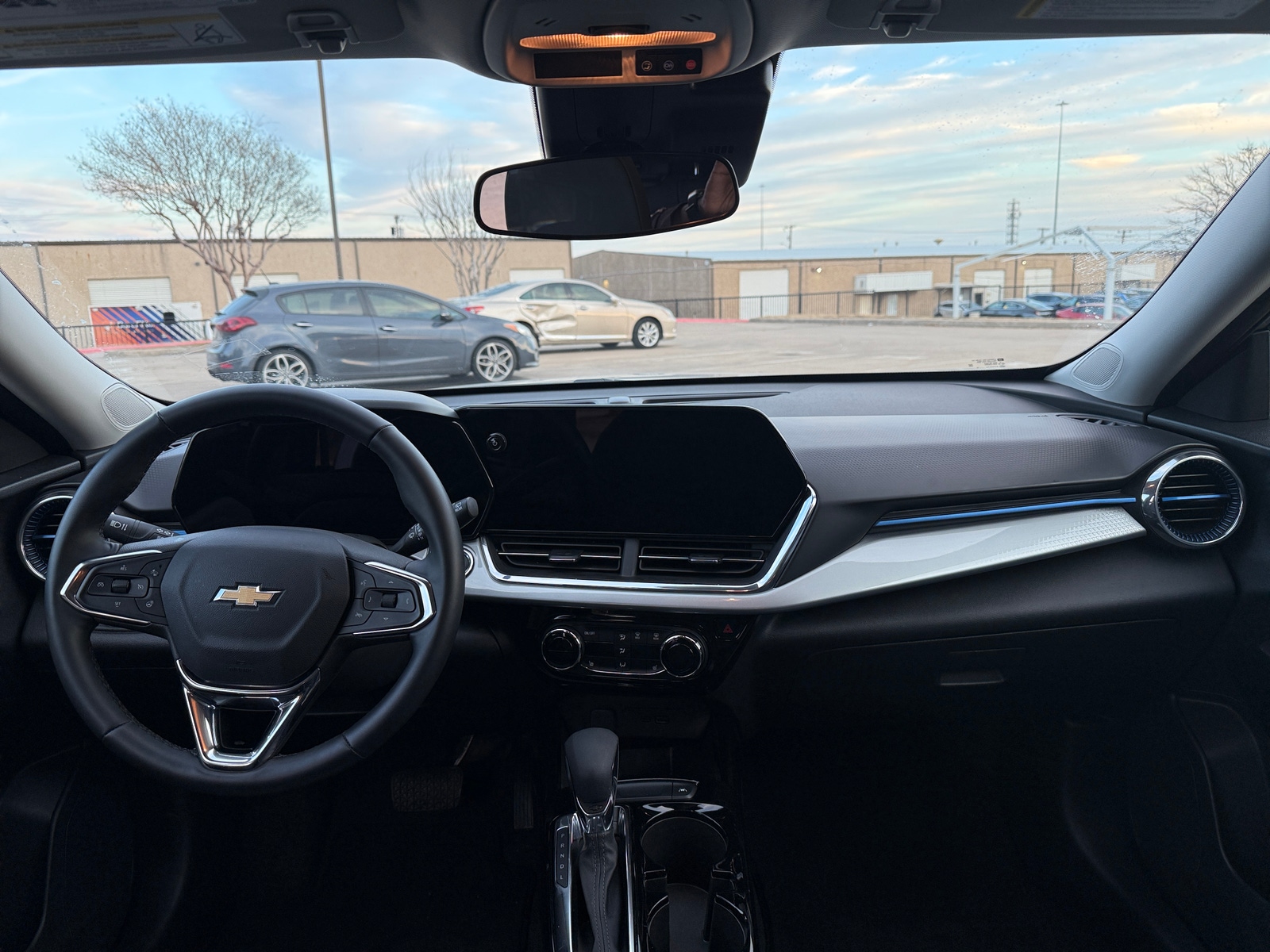 Thumbnail: 2025 Chevrolet Trax - 3