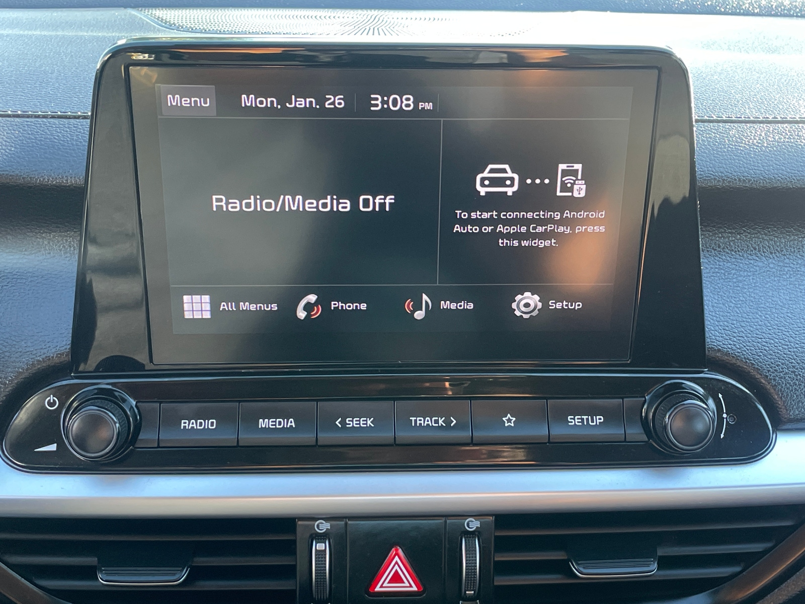 Thumbnail: 2024 Kia Forte - 4