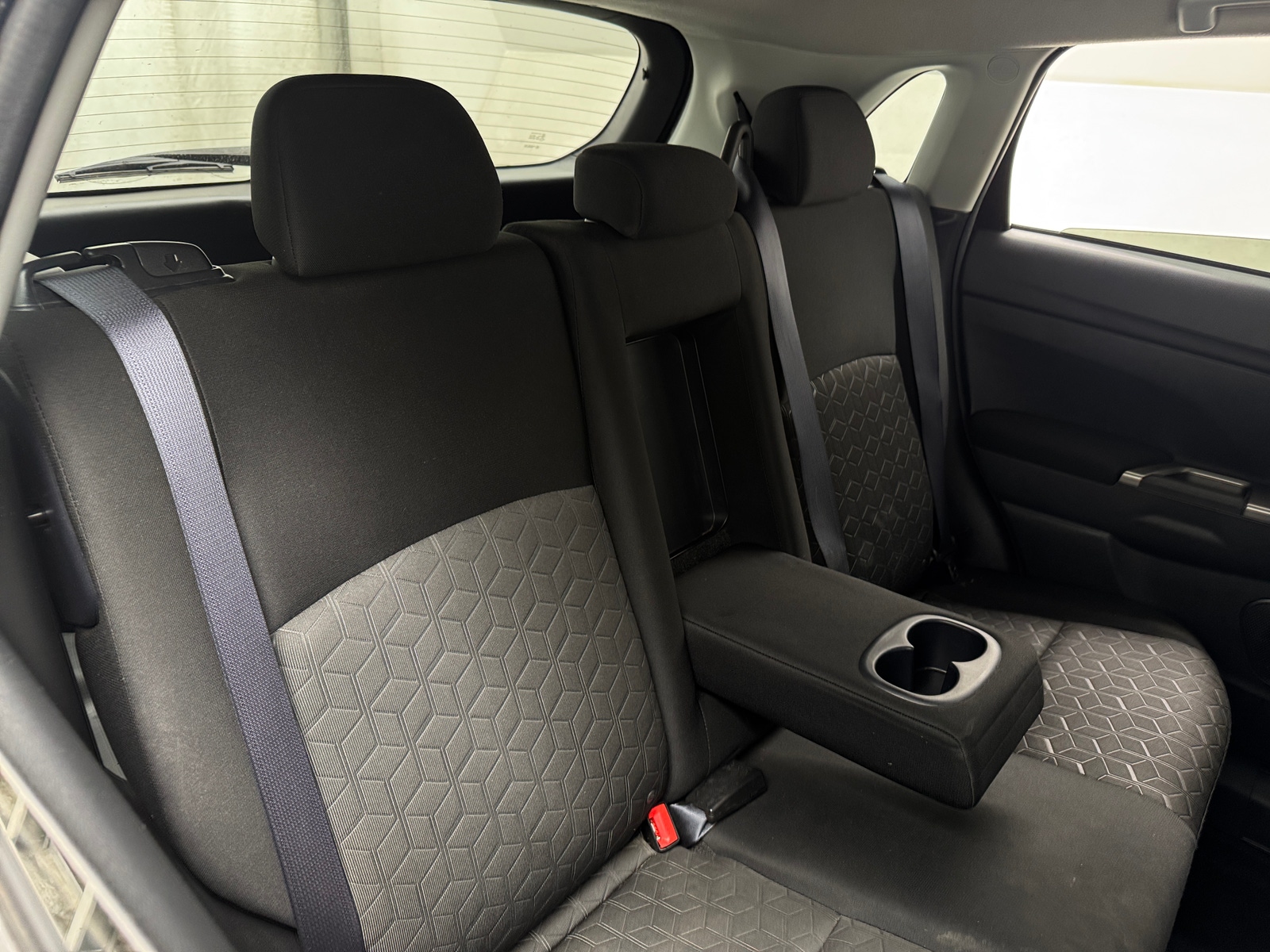 Thumbnail: 2020 Mitsubishi Outlander Sport - 6