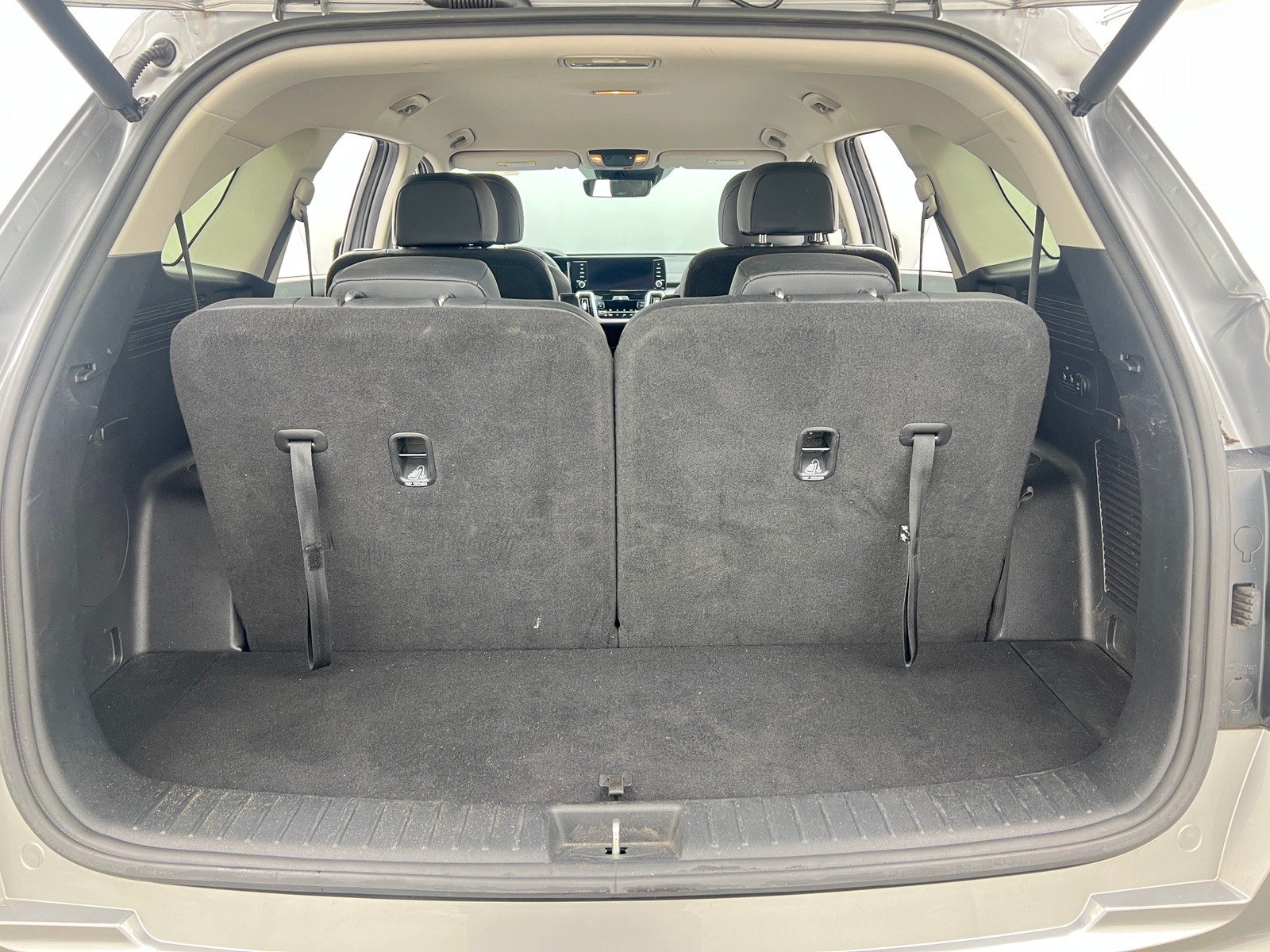 Thumbnail: 2023 Kia Sorento - 6