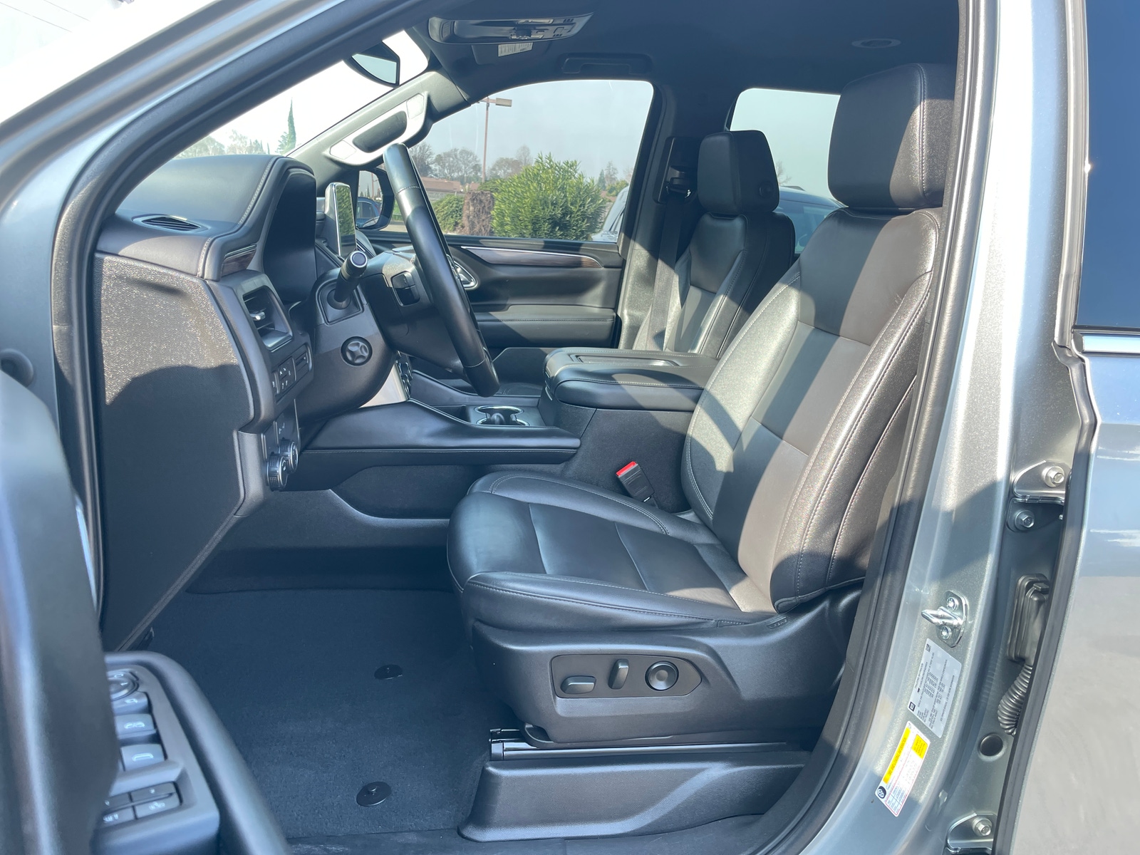 Thumbnail: 2023 Chevrolet Tahoe - 2