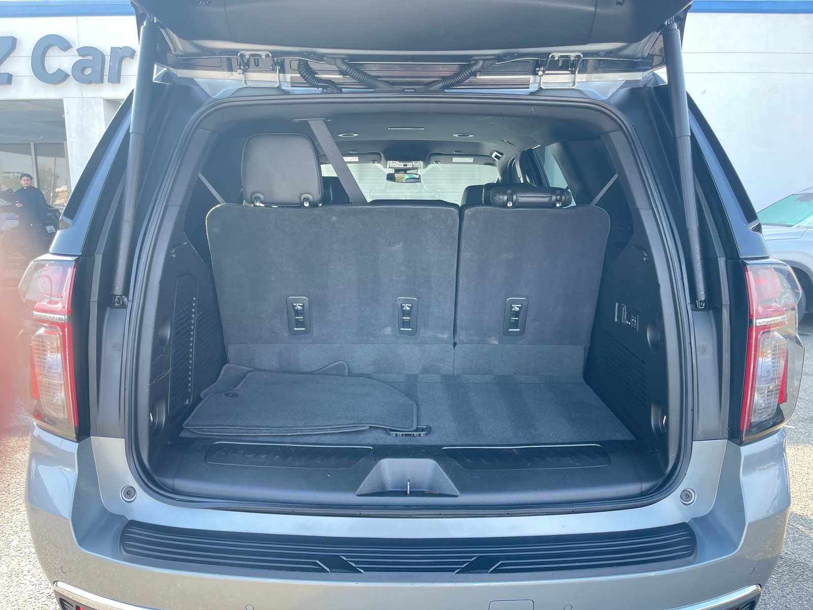 Thumbnail: 2023 Chevrolet Tahoe - 7