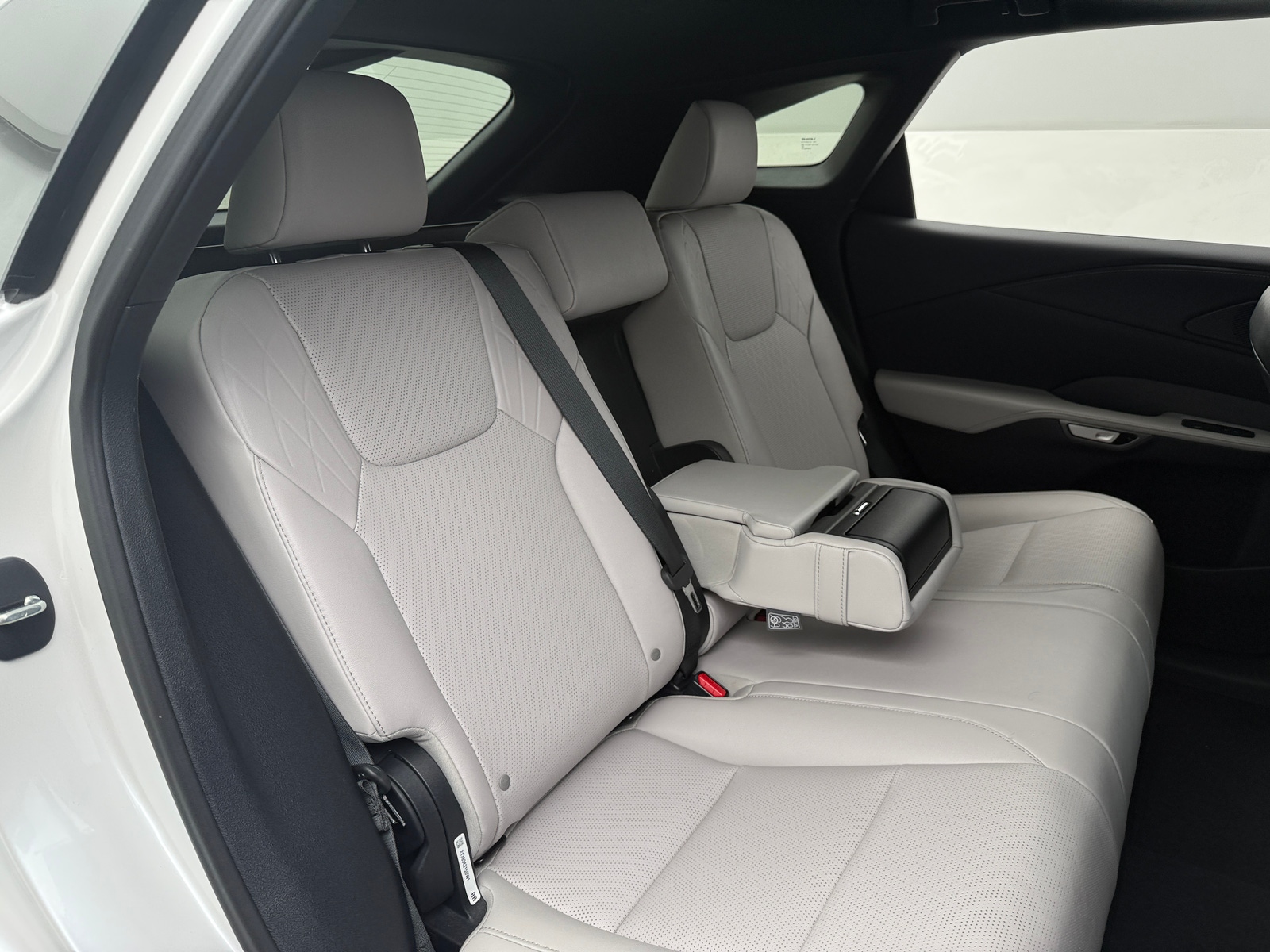 Thumbnail: 2024 Lexus RX - 5