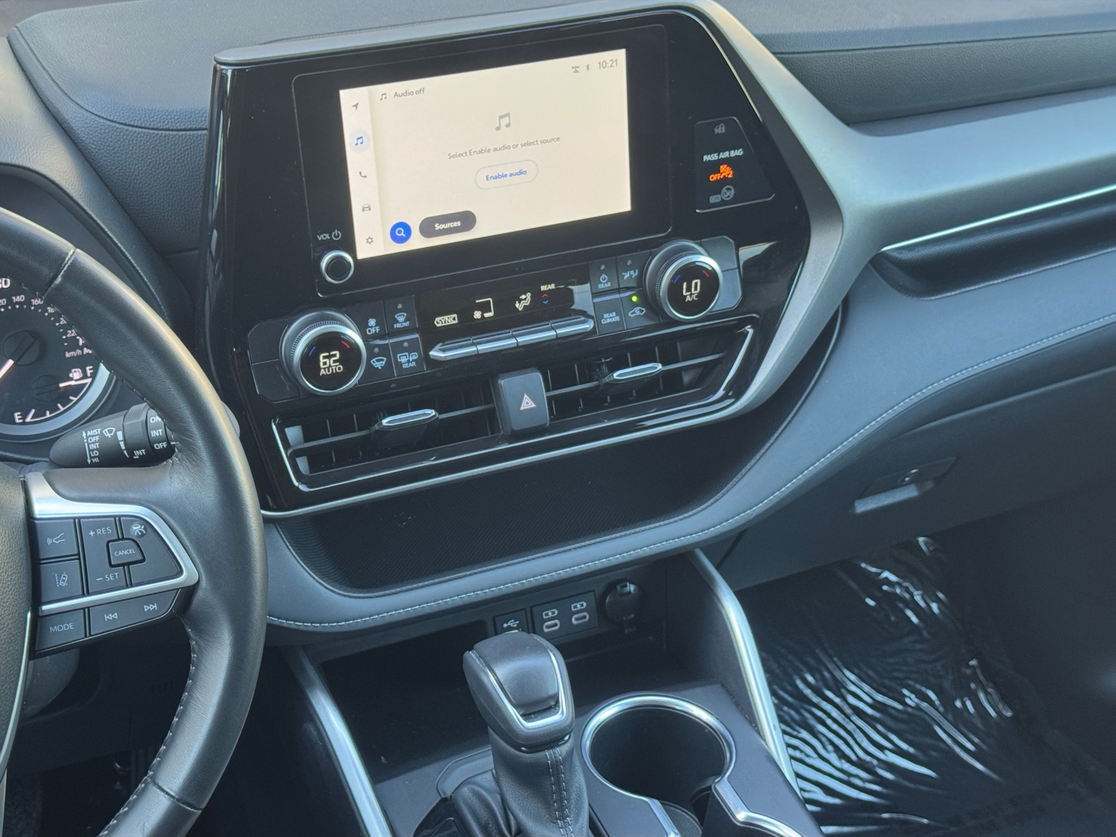 Thumbnail: 2025 Toyota Highlander - 4