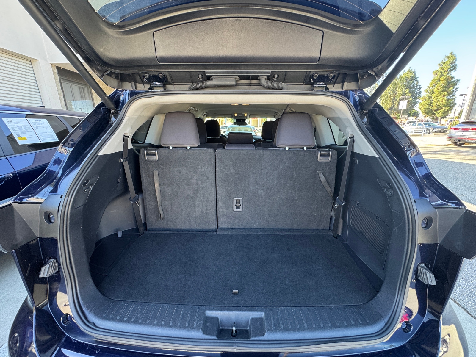 Thumbnail: 2025 Toyota Highlander - 7