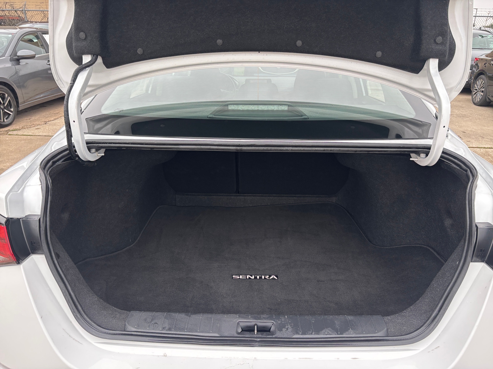 Thumbnail: 2025 Nissan Sentra - 6