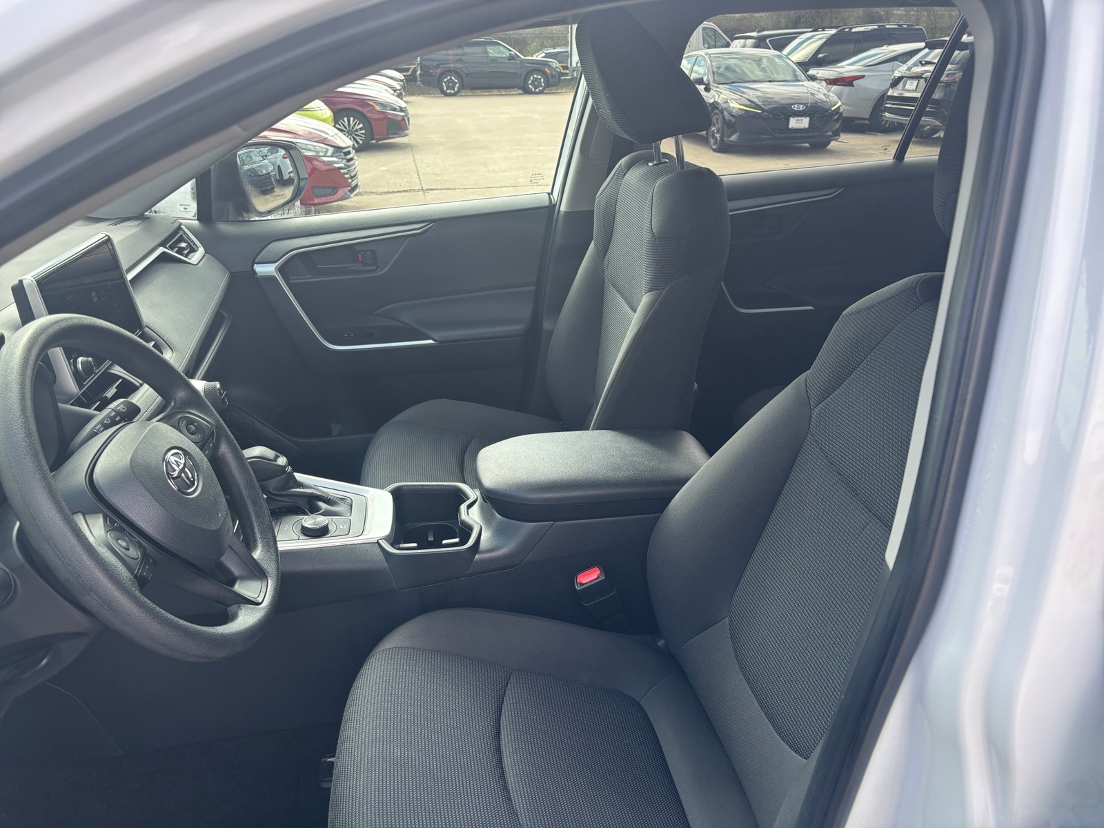 Thumbnail: 2025 Toyota RAV4 - 2