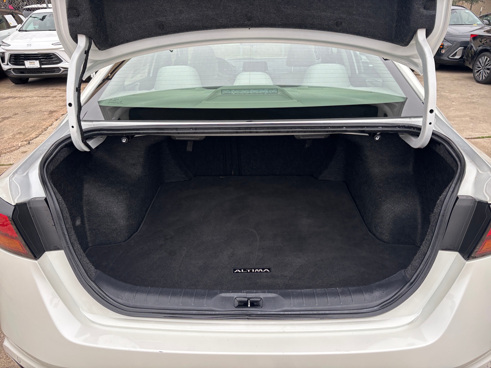 Thumbnail: 2025 Nissan Altima - 6