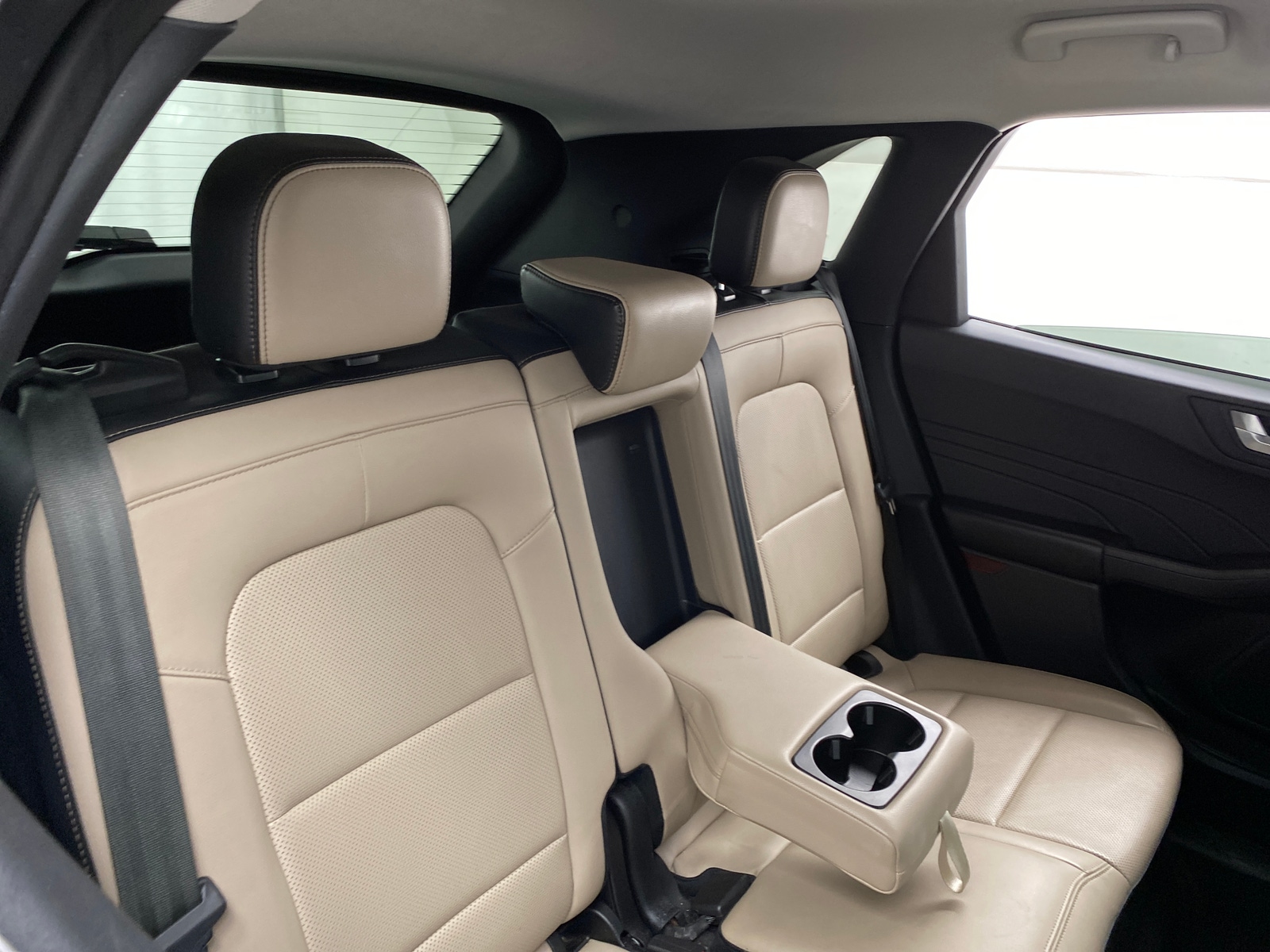 Thumbnail: 2021 Ford Escape - 6