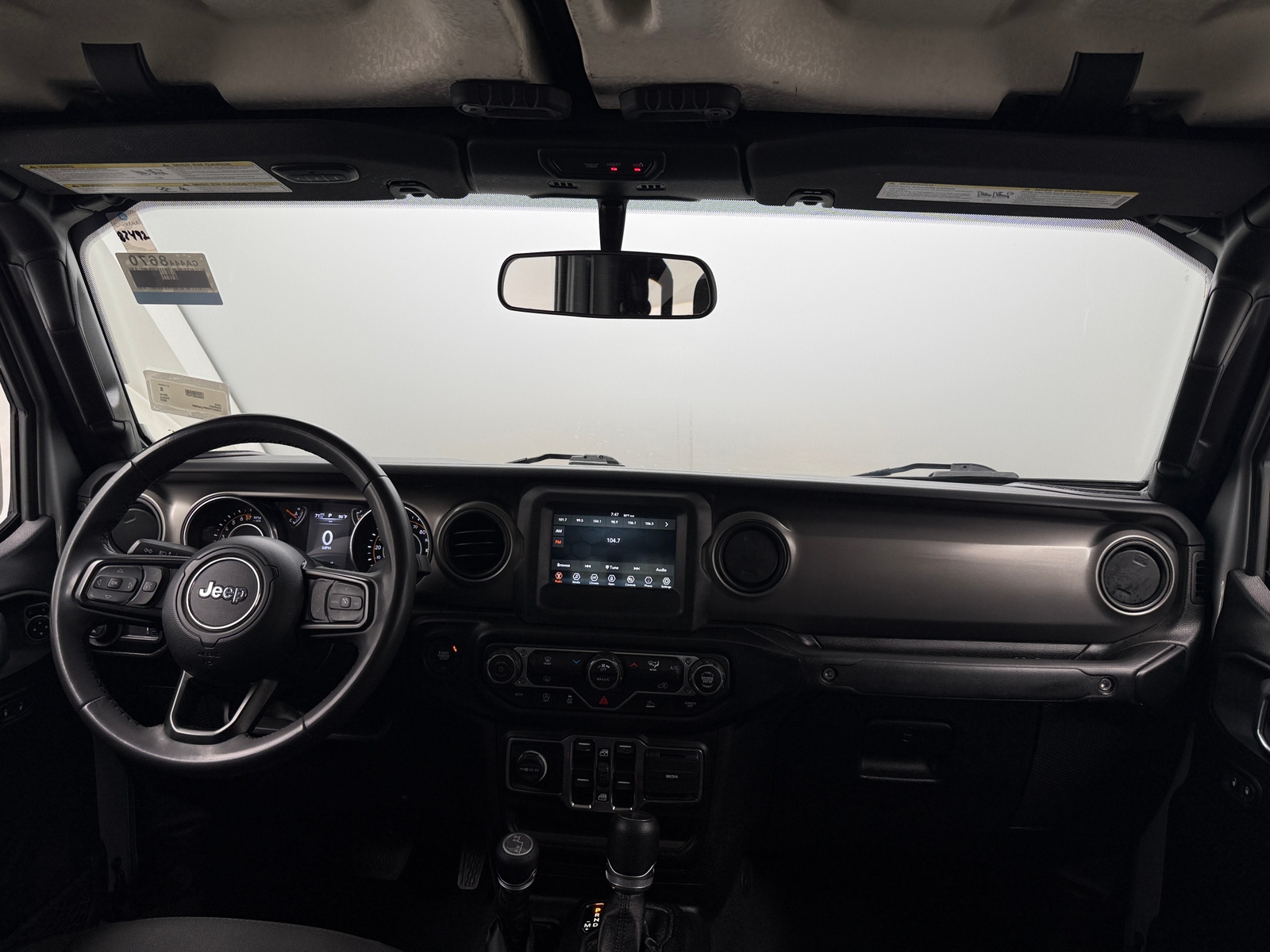 Thumbnail: 2023 Jeep Gladiator - 3