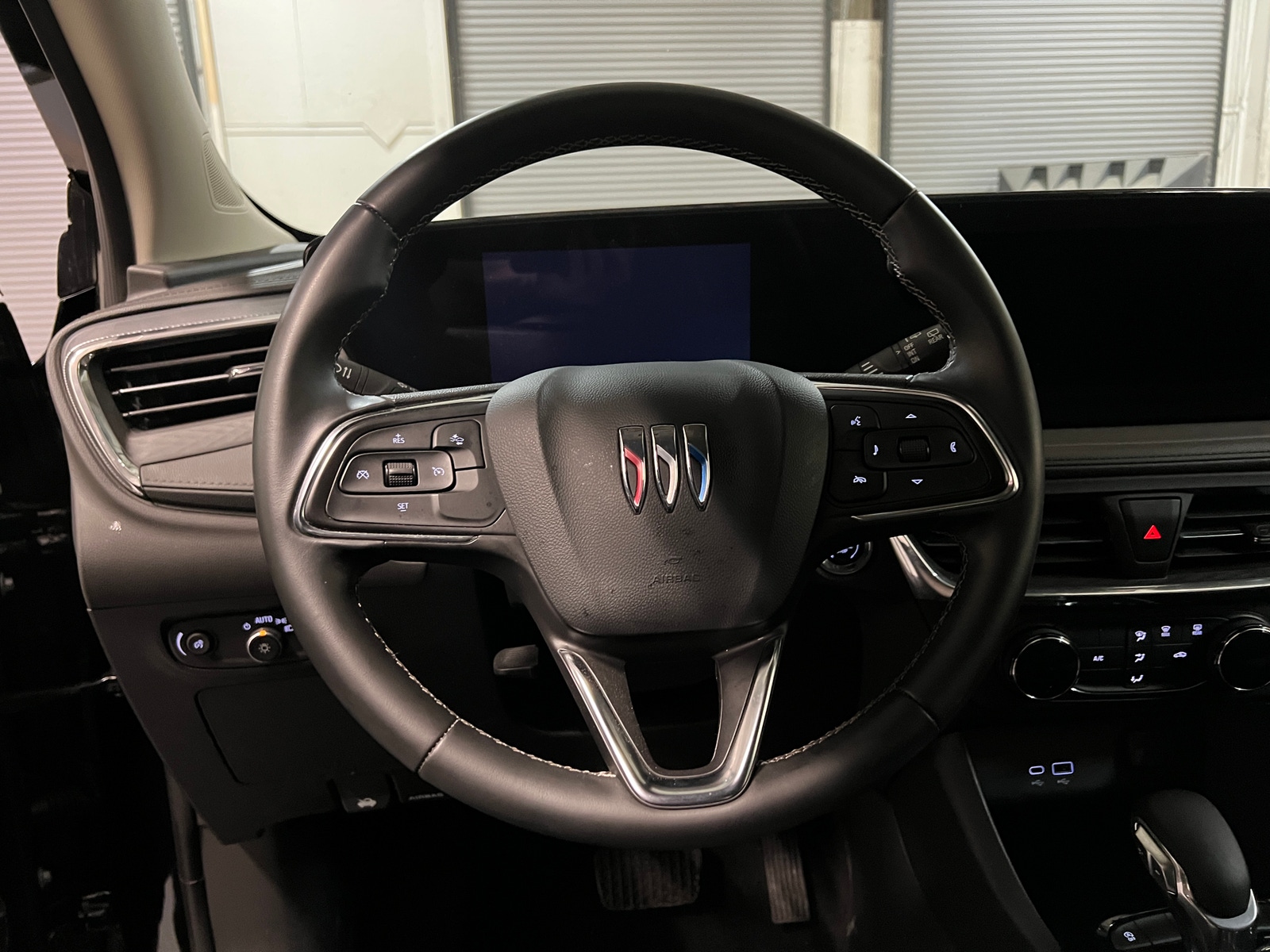 Thumbnail: 2025 Buick Encore GX - 5