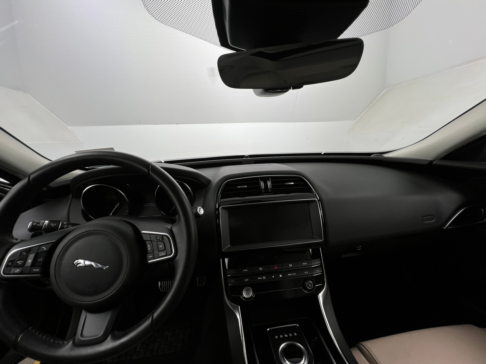 Thumbnail: 2019 Jaguar XE - 2