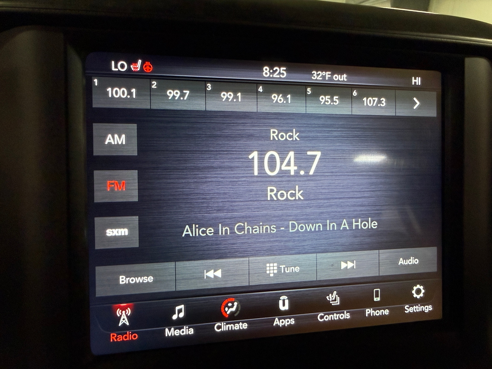 Thumbnail: 2020 RAM 1500 - 4