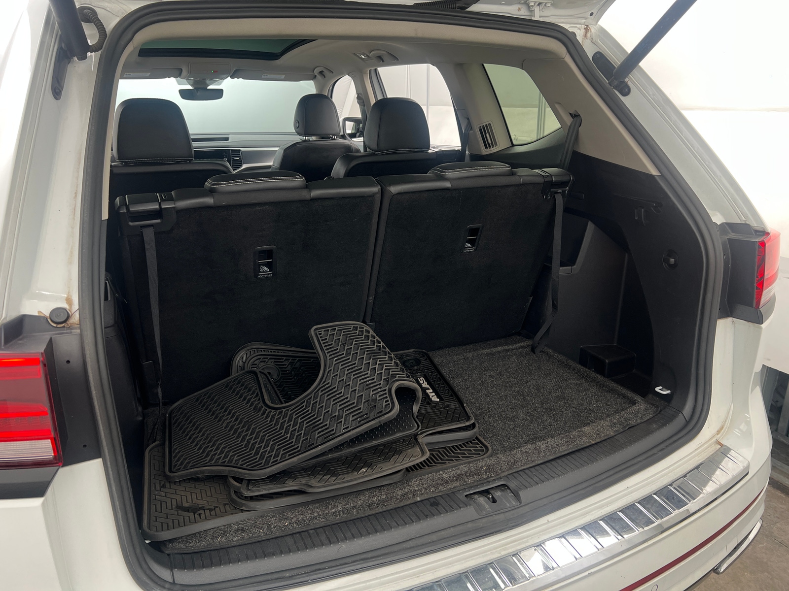 Thumbnail: 2021 Volkswagen Atlas - 6