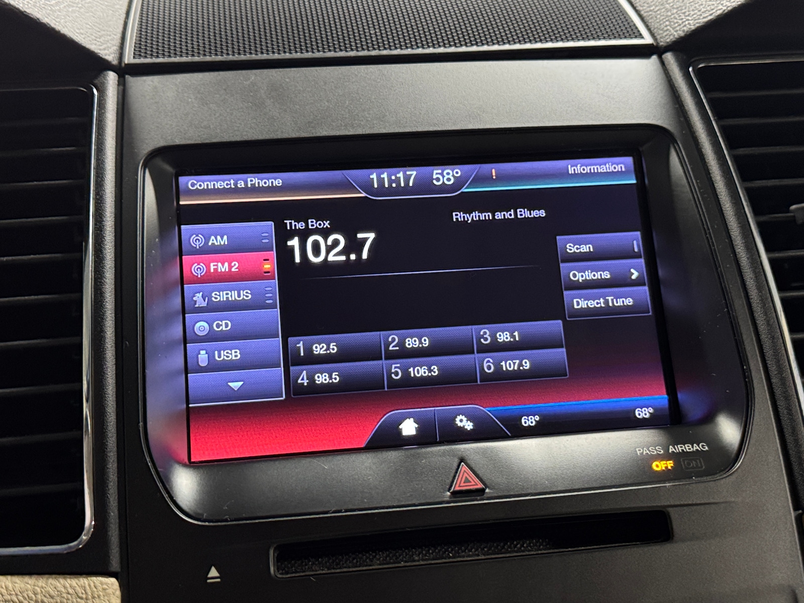 Thumbnail: 2013 Ford Taurus - 3