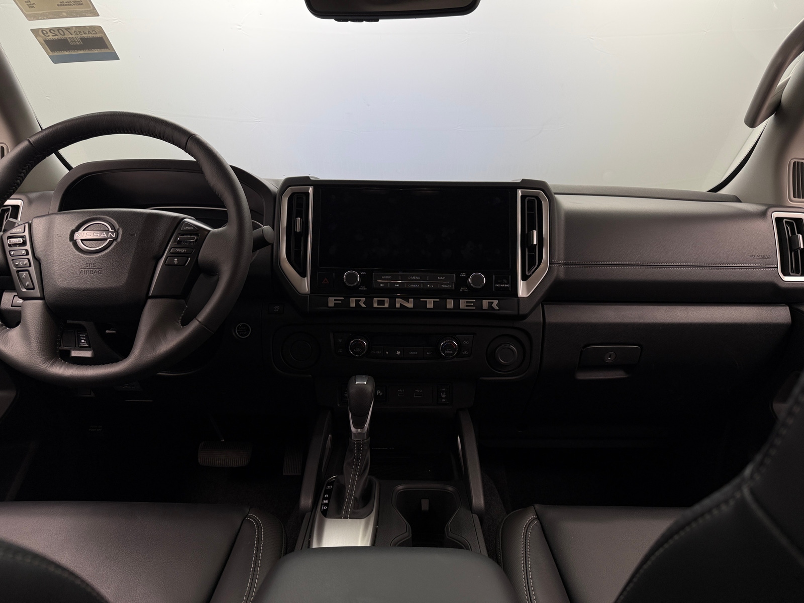 Thumbnail: 2025 Nissan Frontier - 2