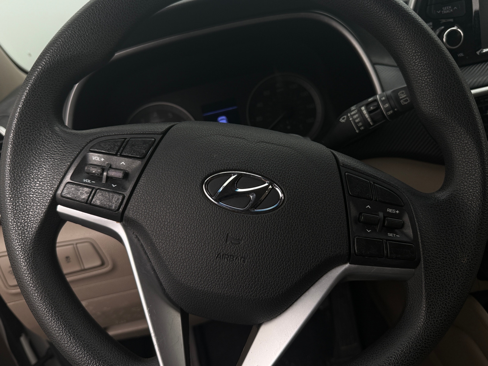 Thumbnail: 2019 Hyundai Tucson - 5