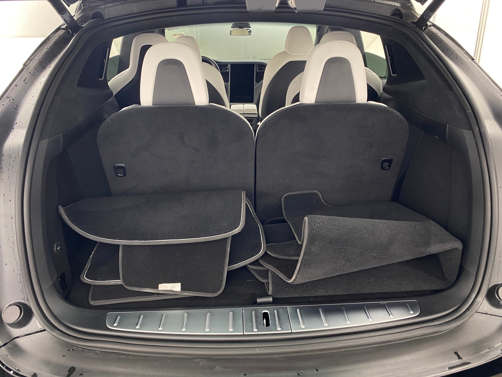 Thumbnail: 2020 Tesla Model X - 6