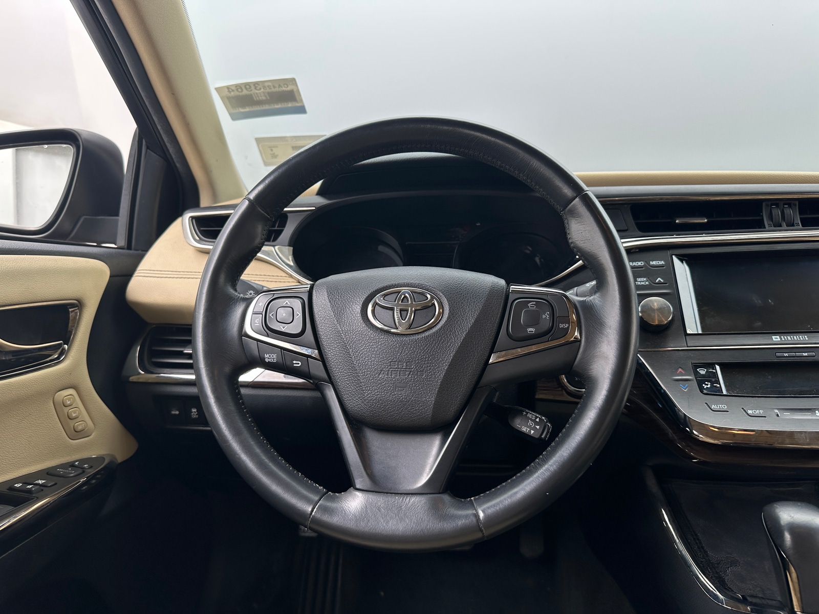 Thumbnail: 2014 Toyota Avalon - 4