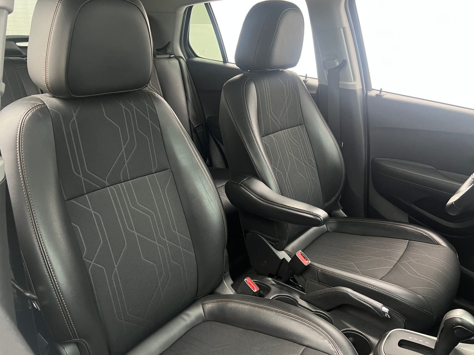 Thumbnail: 2020 Chevrolet Trax - 2