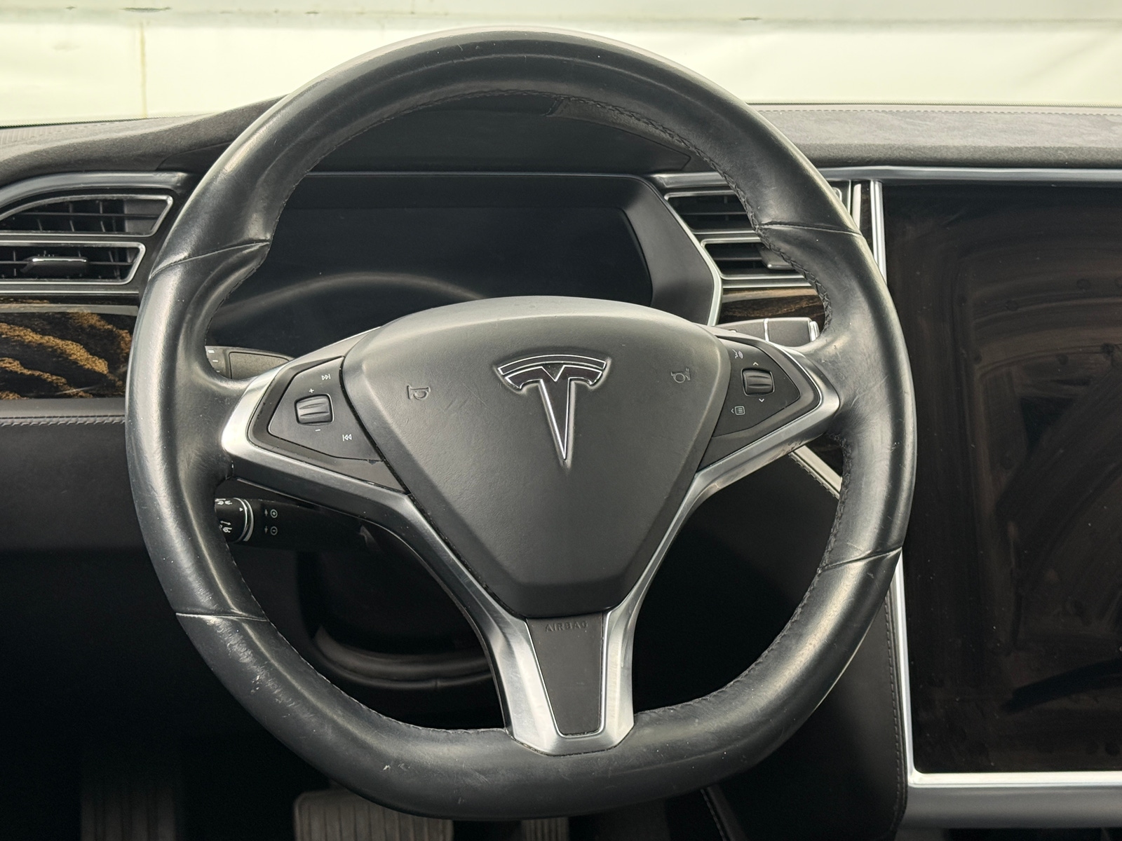 Thumbnail: 2016 Tesla Model S - 4