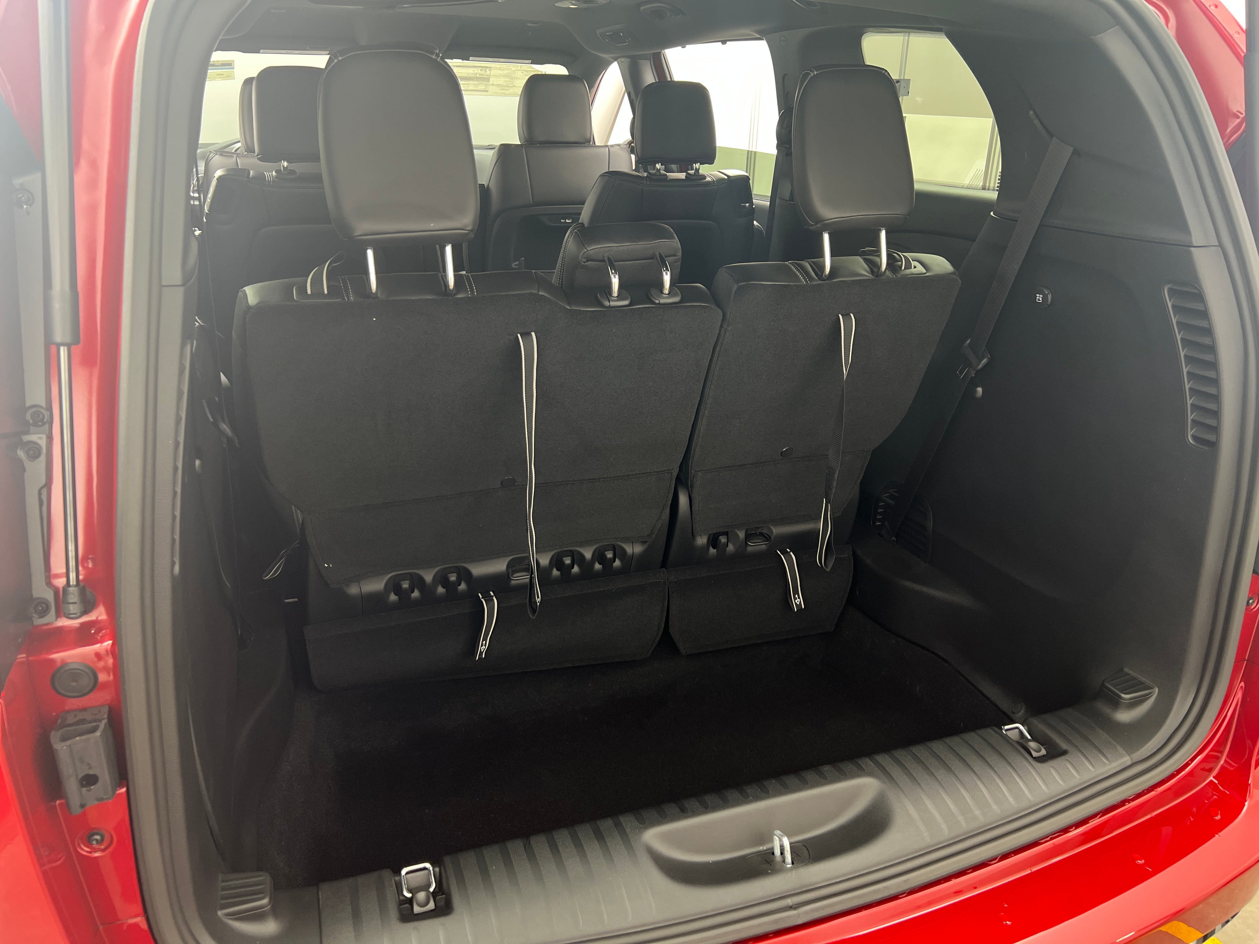 2026 Chrysler Pacifica Select AWD's photo