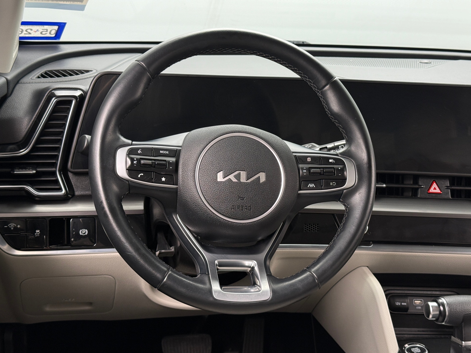 Thumbnail: 2023 Kia Sportage - 4