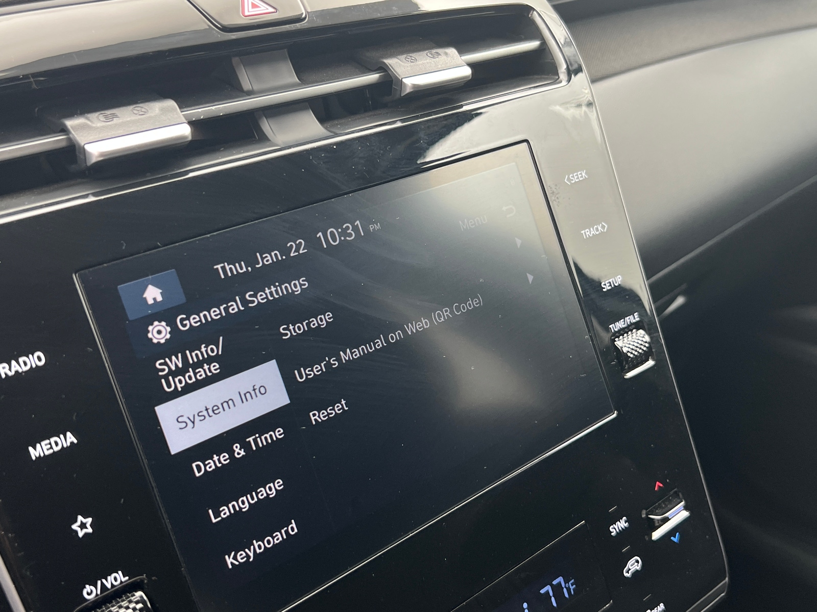 Thumbnail: 2022 Hyundai Tucson - 4