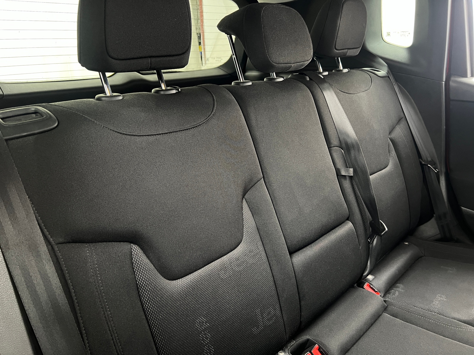 Thumbnail: 2017 Jeep Renegade - 6