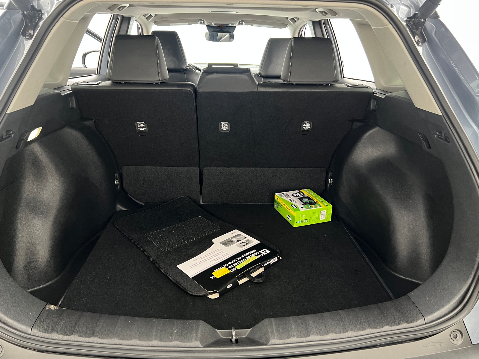 Thumbnail: 2025 Toyota Corolla Cross - 6