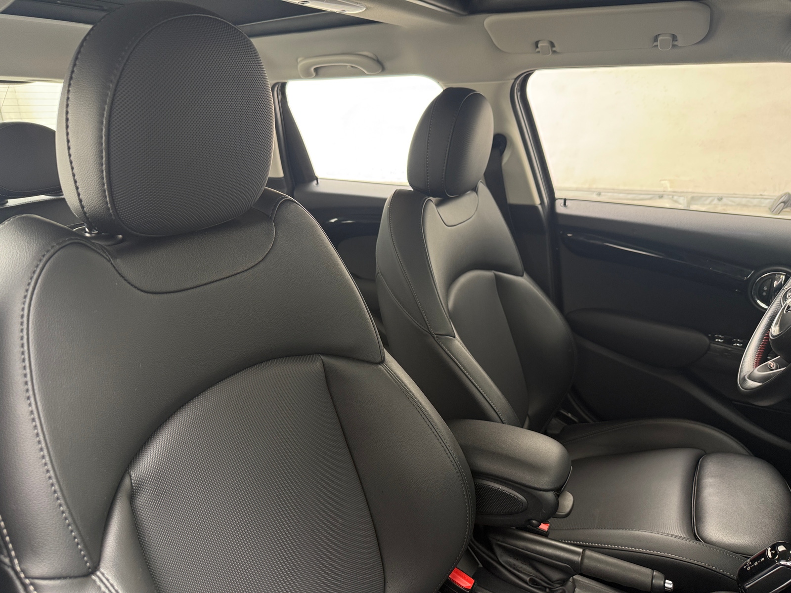 Thumbnail: 2021 MINI Cooper Hardtop - 2