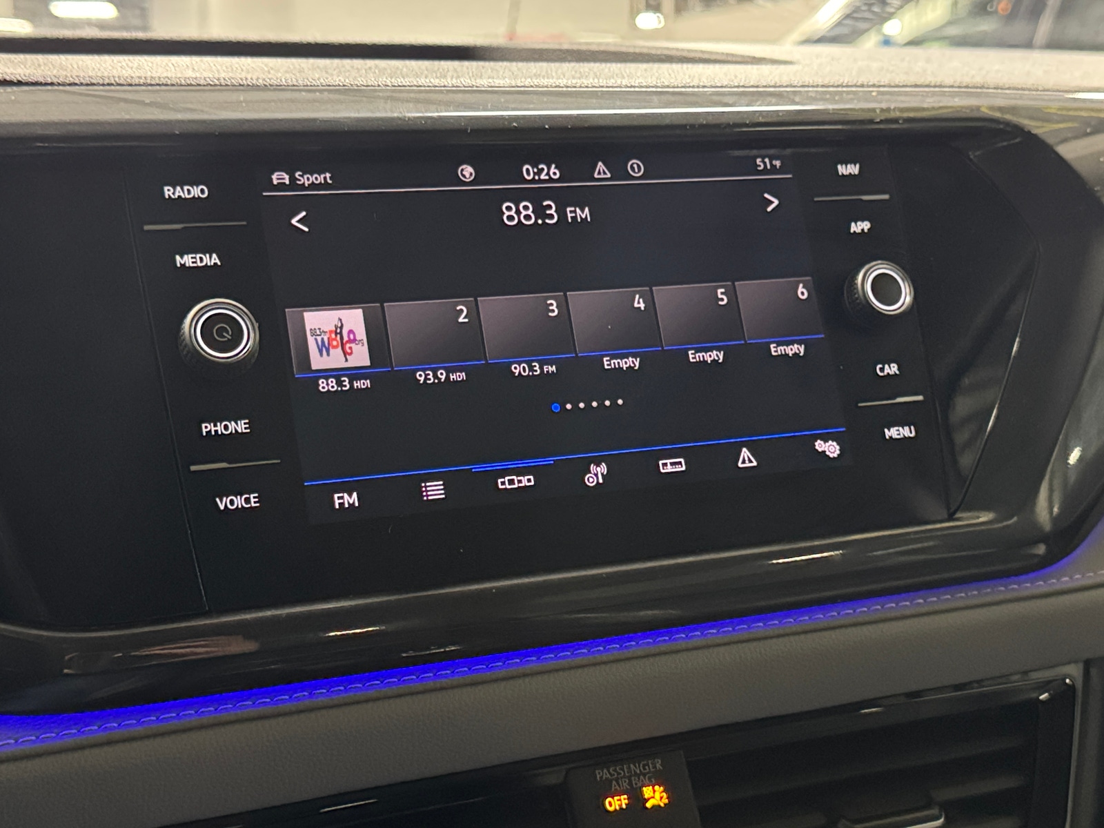 Thumbnail: 2023 Volkswagen Taos - 3