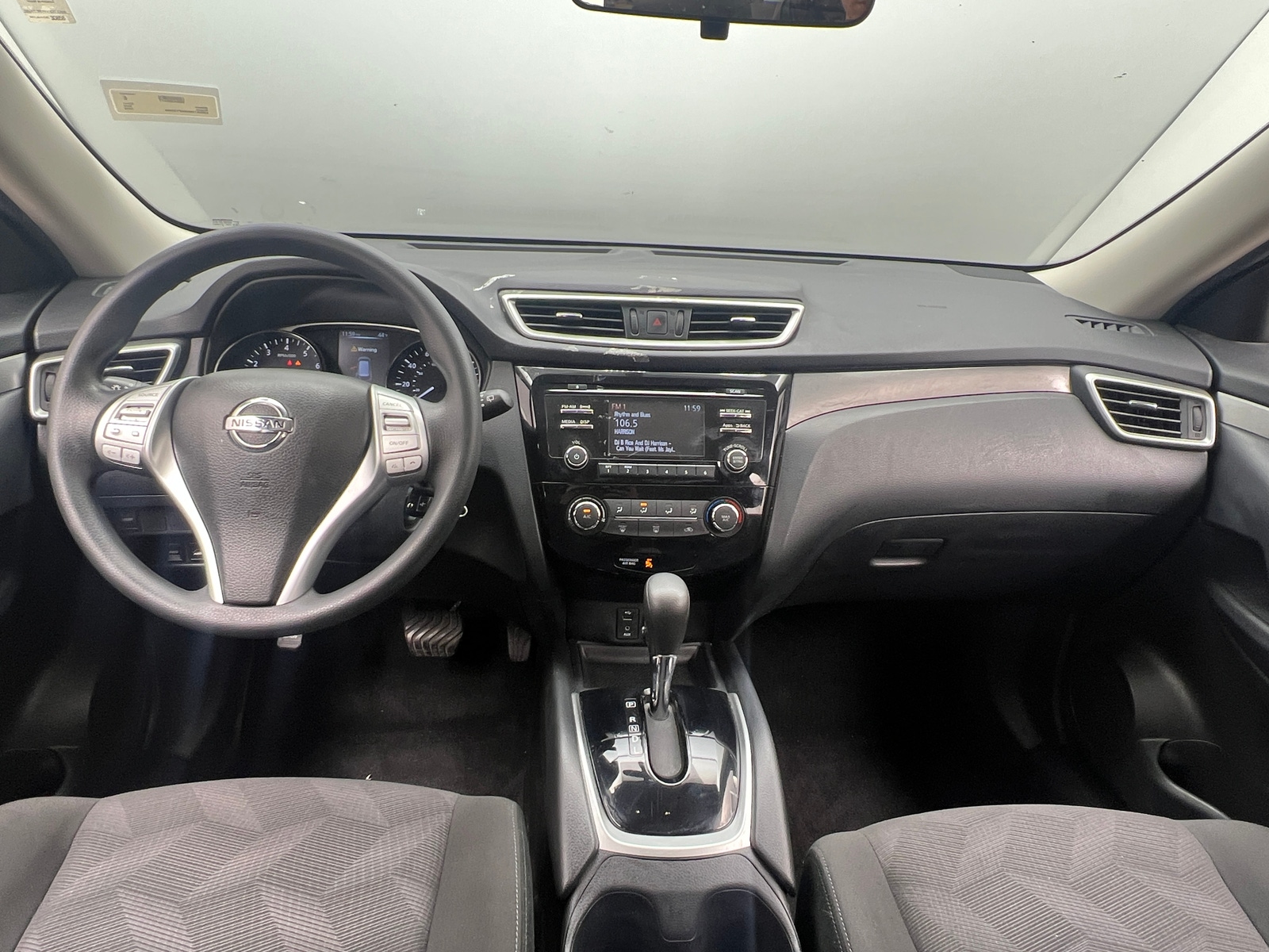 Thumbnail: 2016 Nissan Rogue - 3