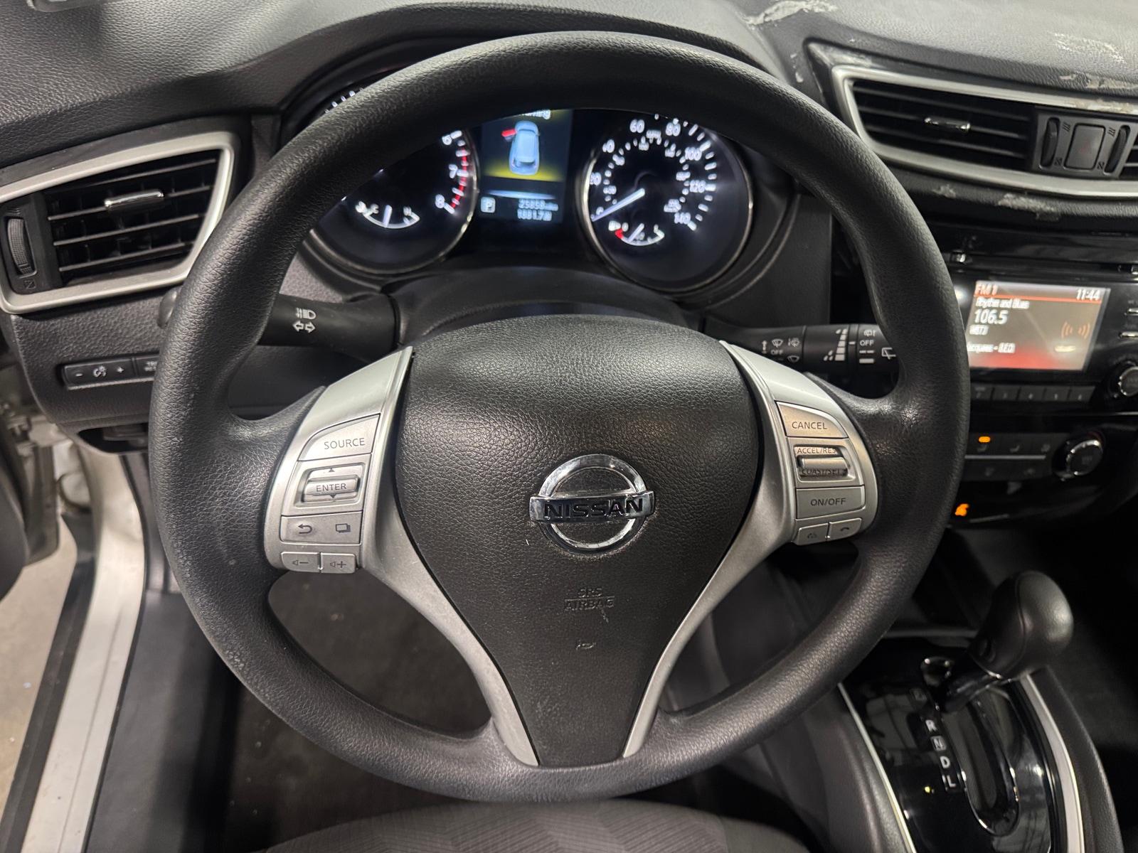 Thumbnail: 2016 Nissan Rogue - 5