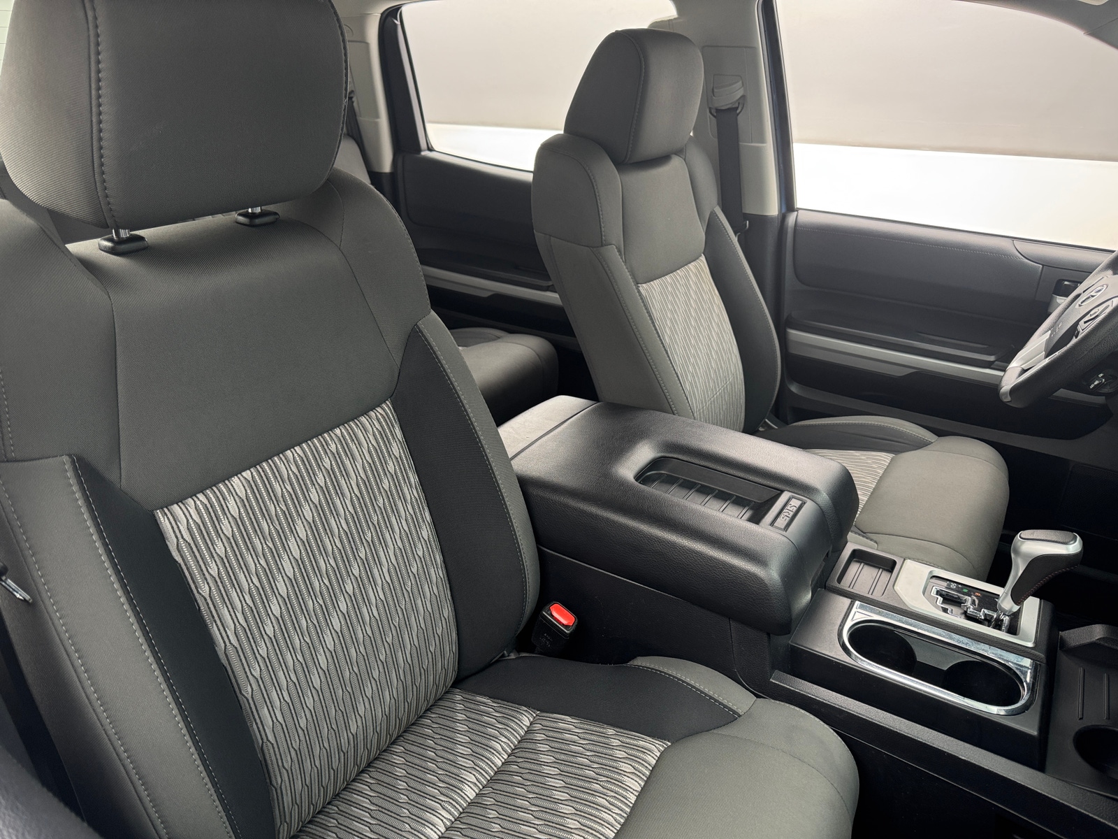 Thumbnail: 2020 Toyota Tundra - 2