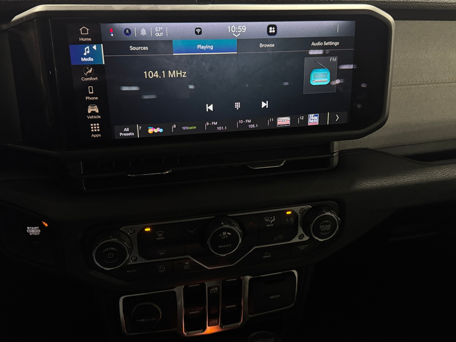 Thumbnail: 2025 Jeep Wrangler - 4