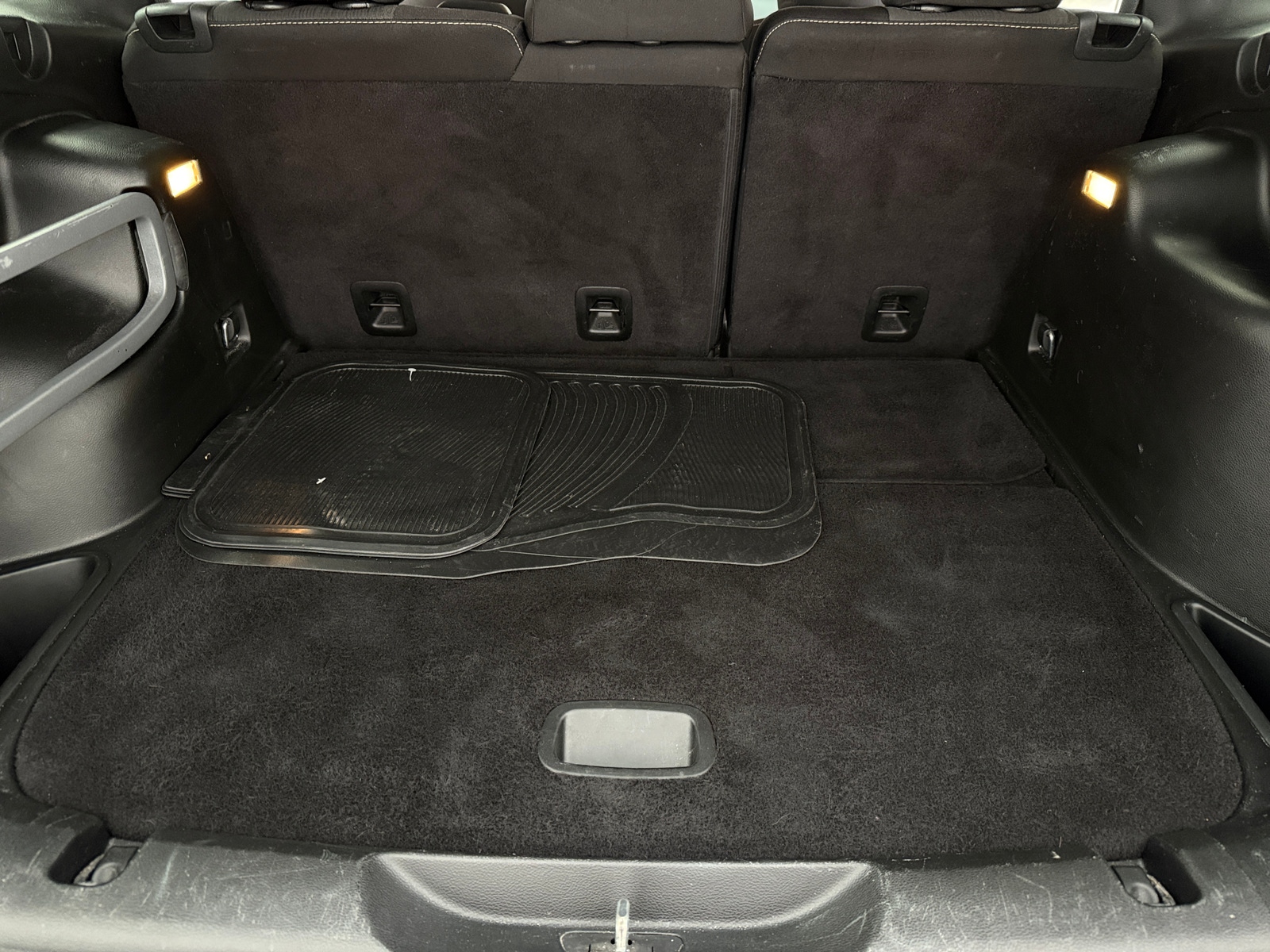 Thumbnail: 2017 Jeep Cherokee - 7