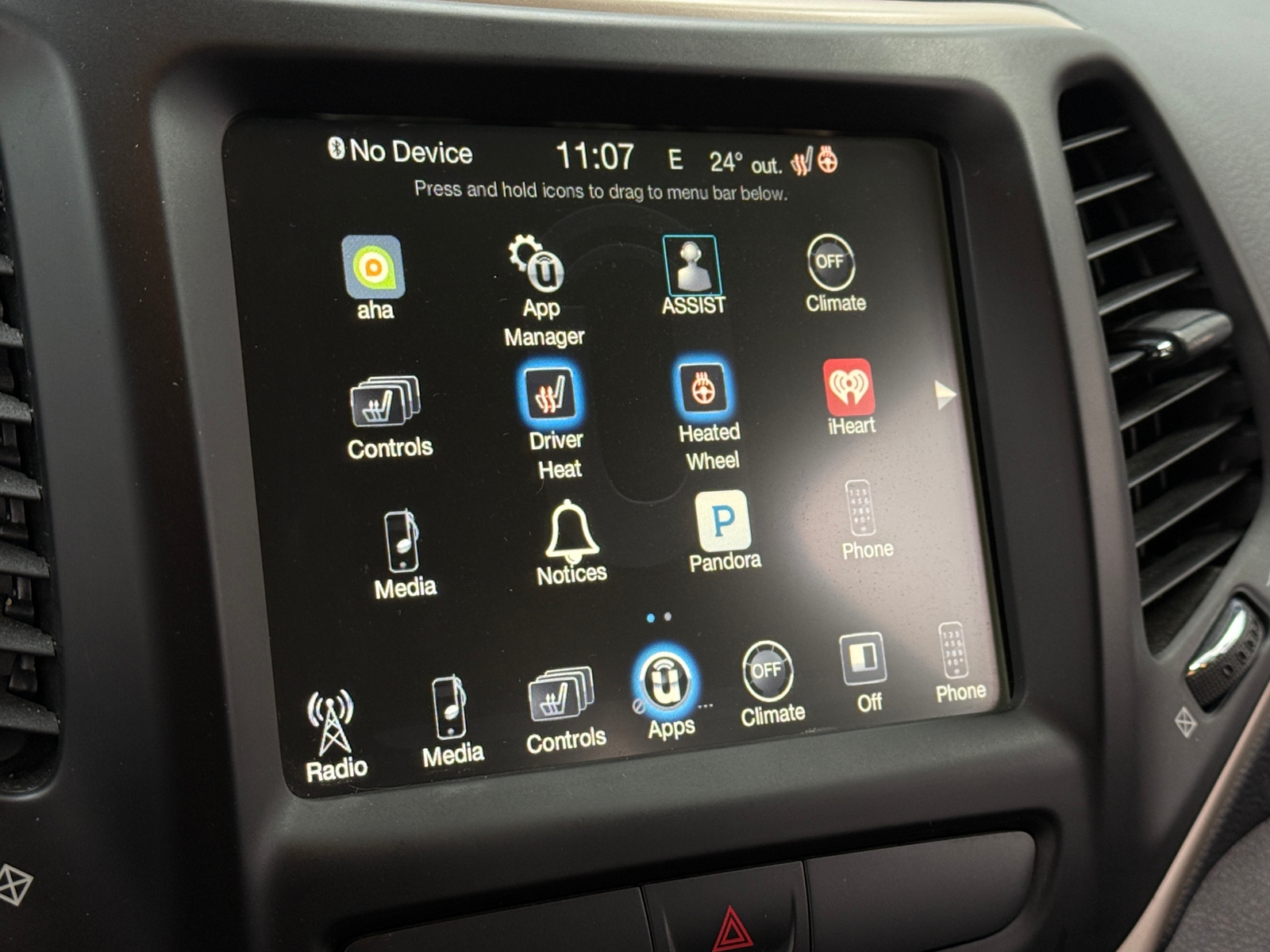 Thumbnail: 2017 Jeep Cherokee - 4