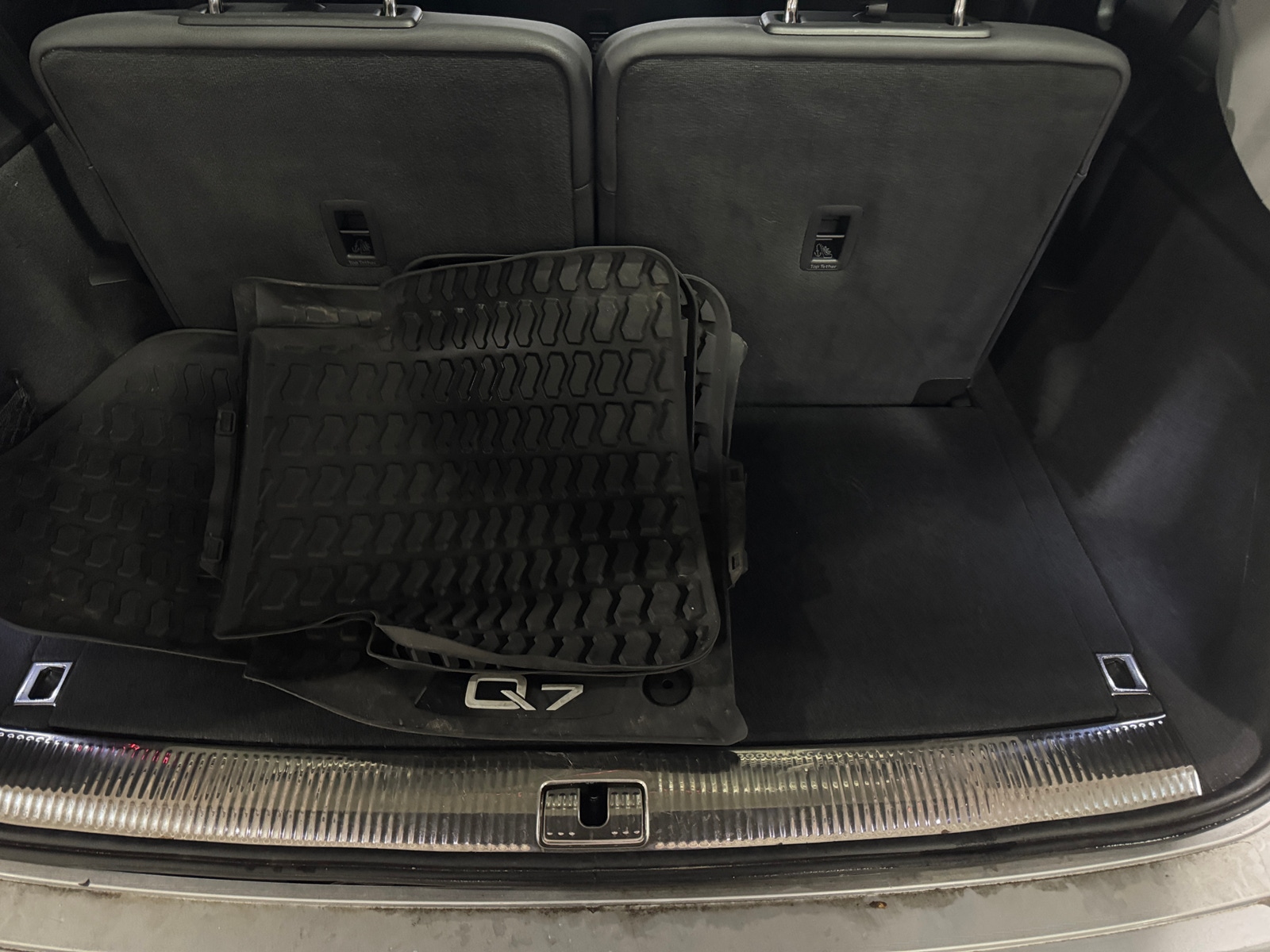 Thumbnail: 2022 Audi Q7 - 6