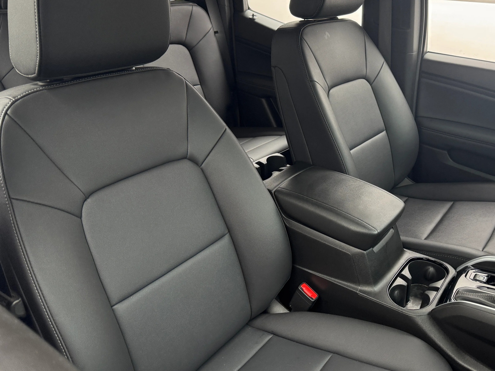 Thumbnail: 2024 Chevrolet Colorado - 2